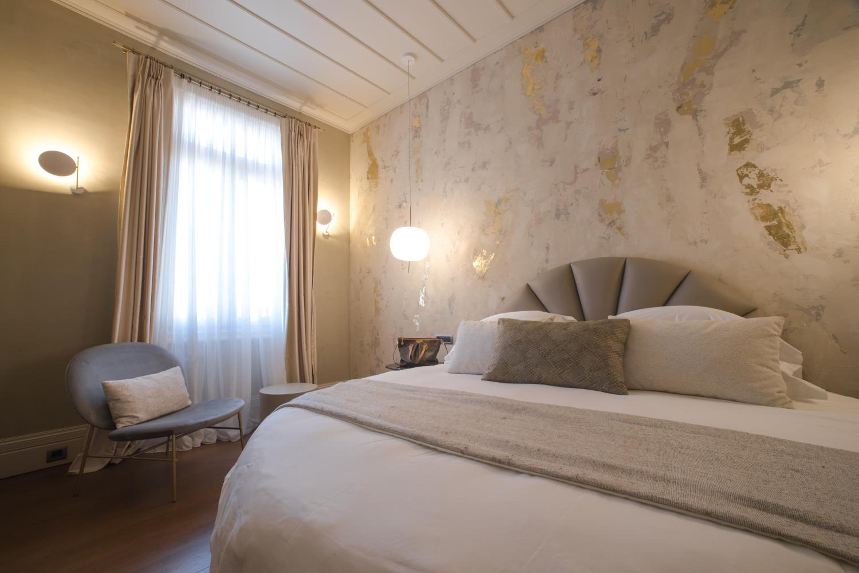 Deluxe Single Room photo 3