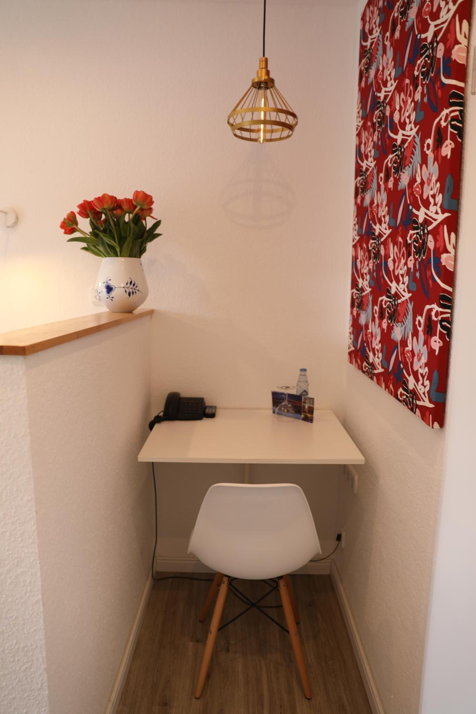 Single Room photo 3