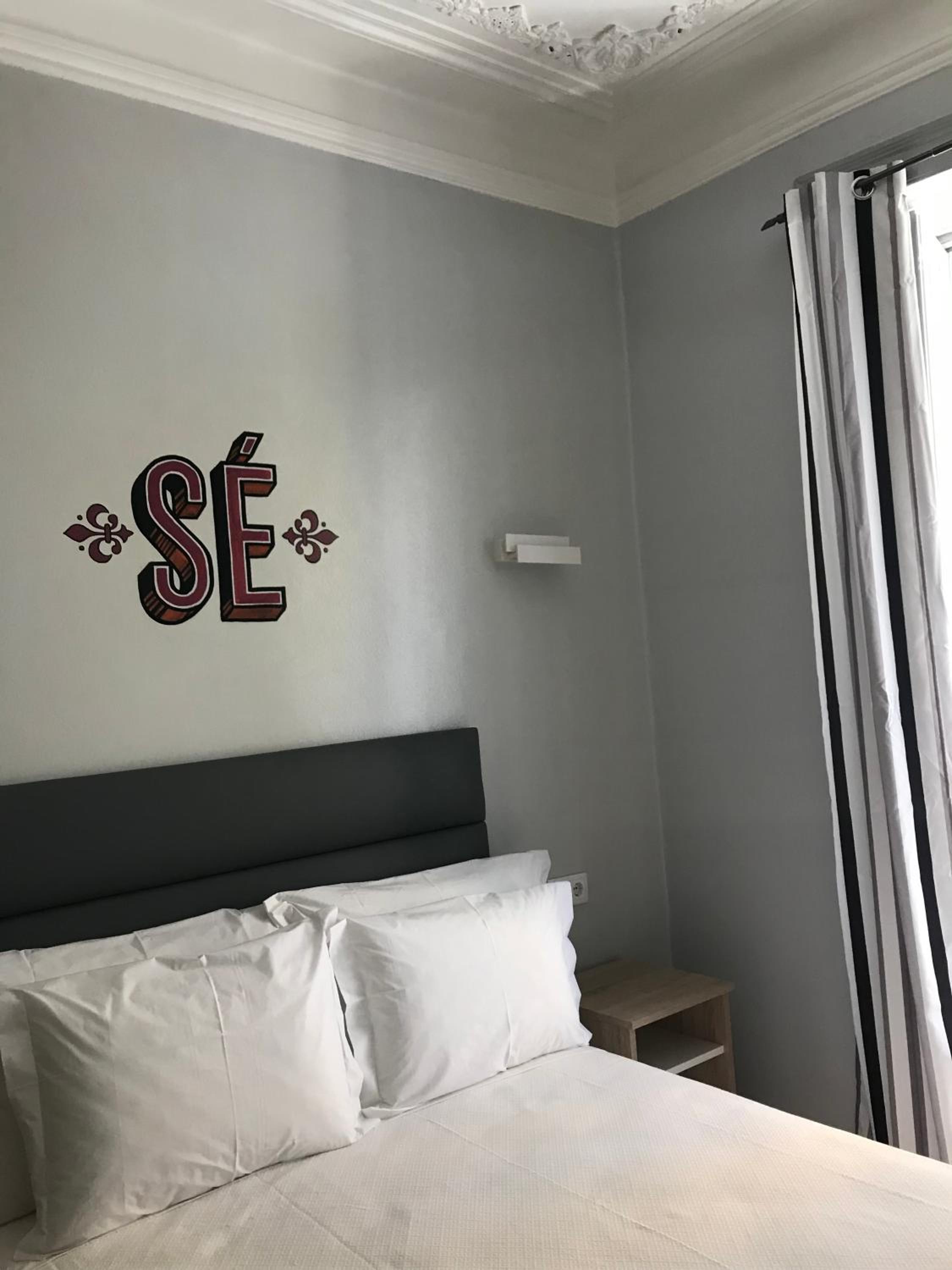 Double Room with Shared Bathroom photo 3