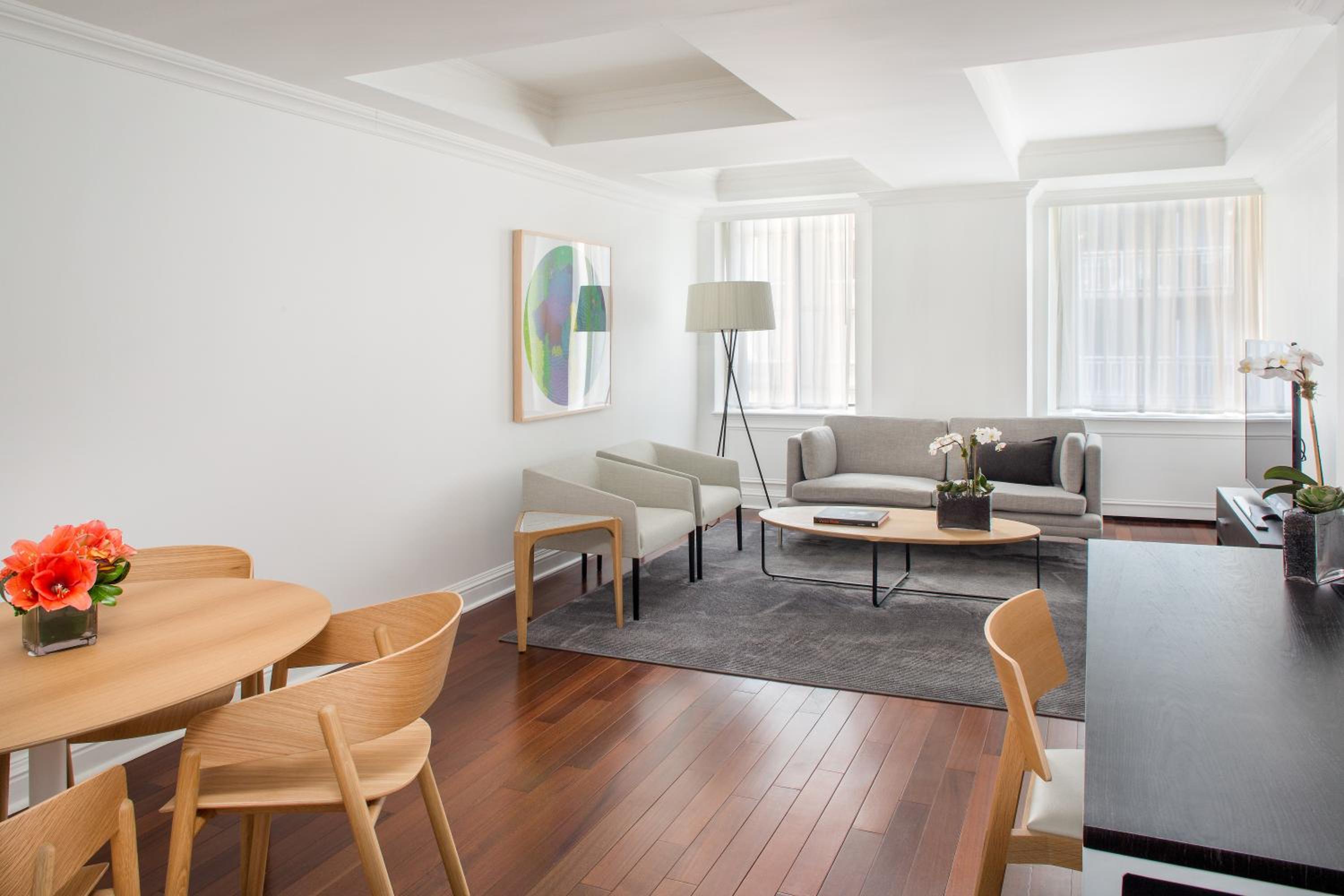One-Bedroom Suite photo 3