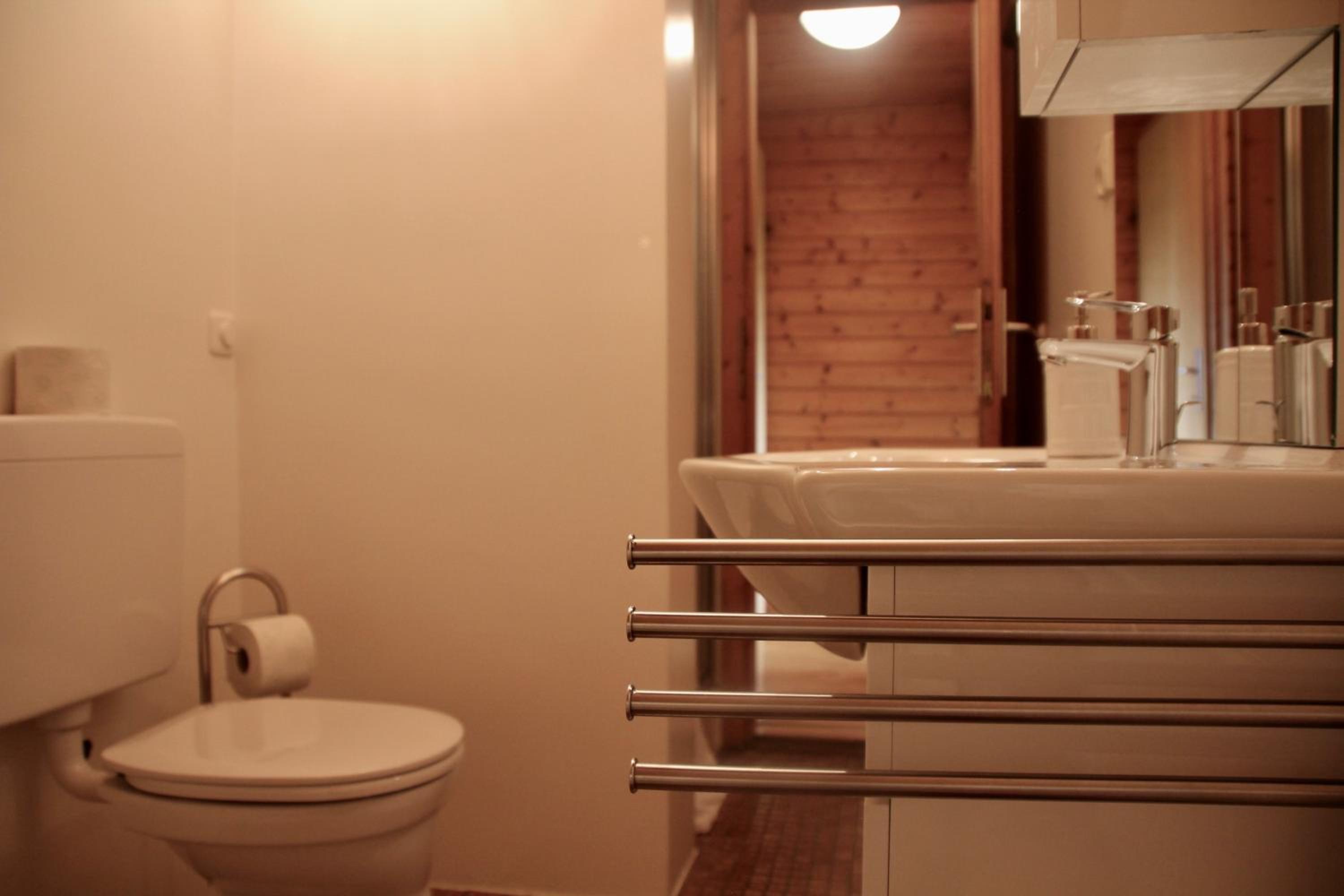 Apartment 3 photo 3