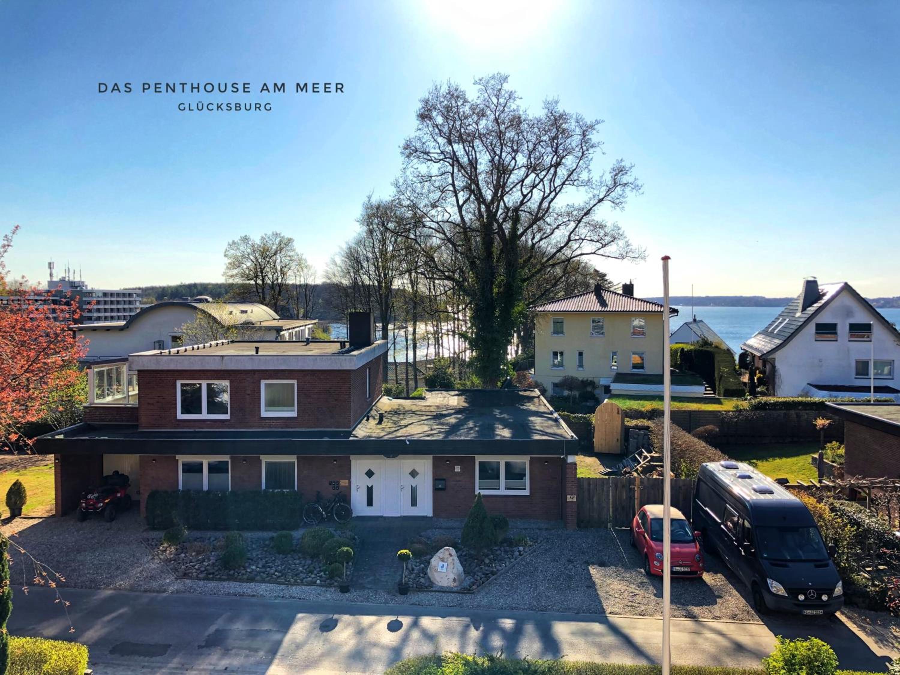 Apartment with Sea View photo 2