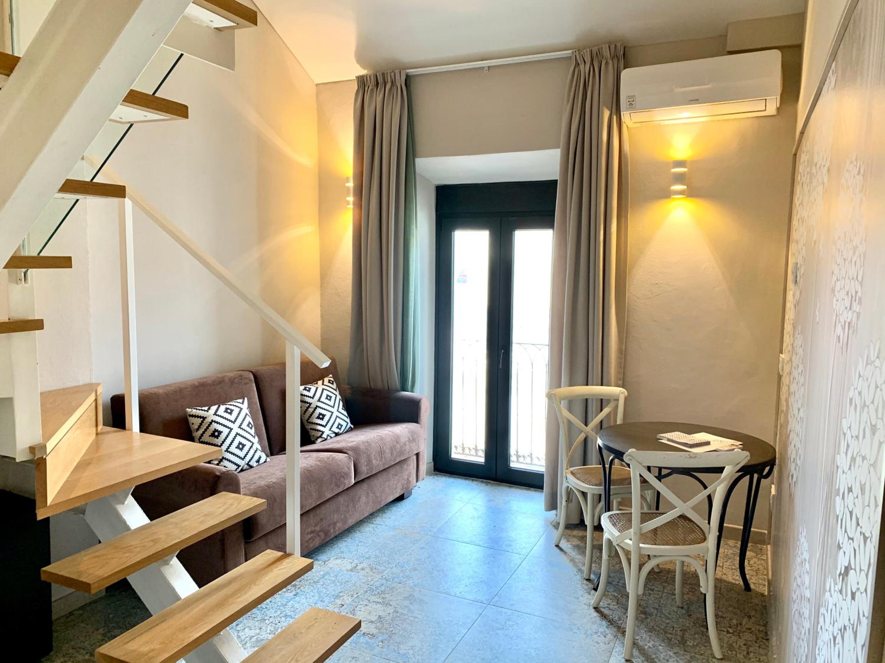 Suite Dúplex con Bañera de Hidromasaje Suite Dúplex con Bañera de Hidromasaje
