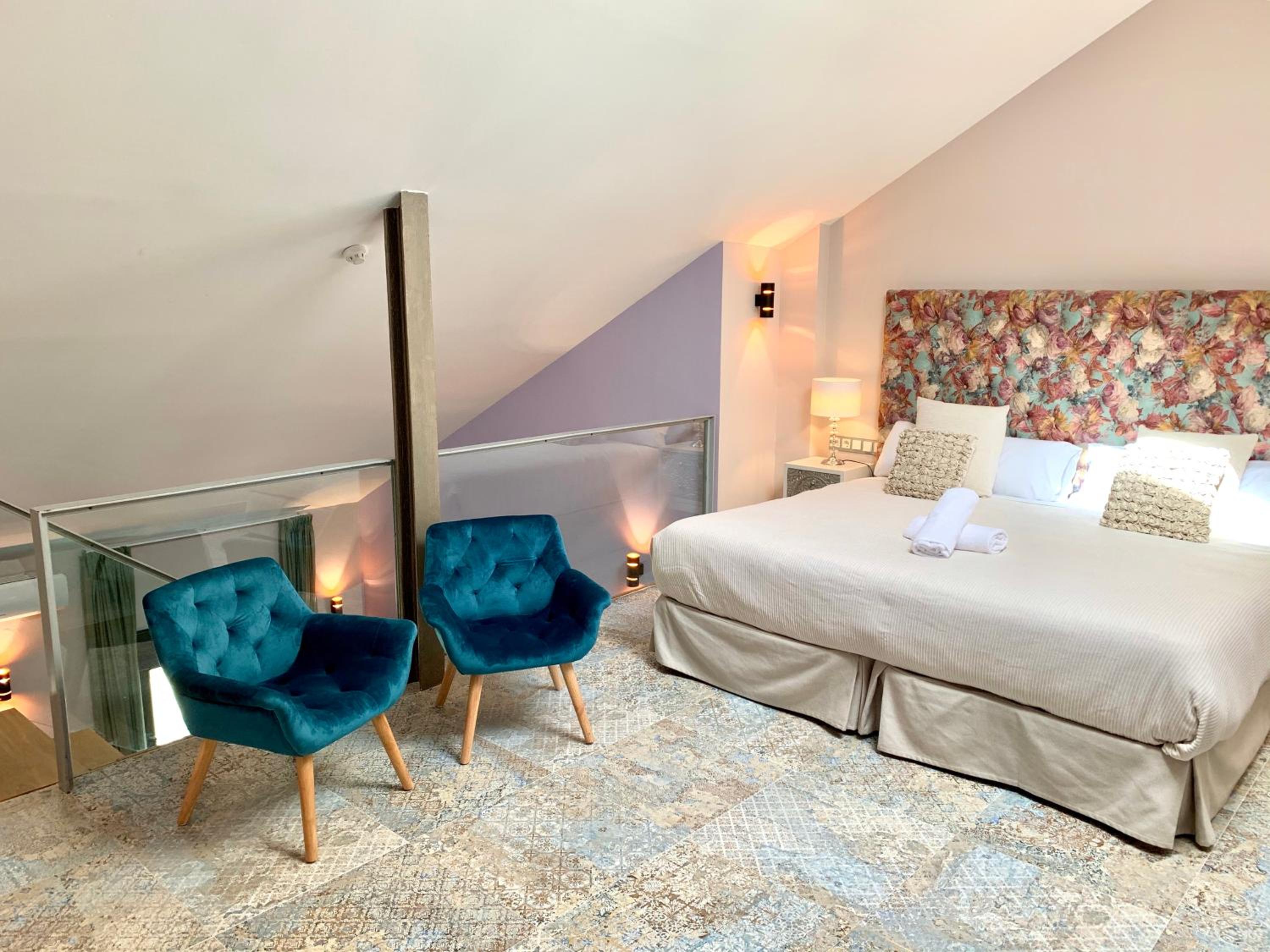 Suite Dúplex con Bañera de Hidromasaje Suite Dúplex con Bañera de Hidromasaje