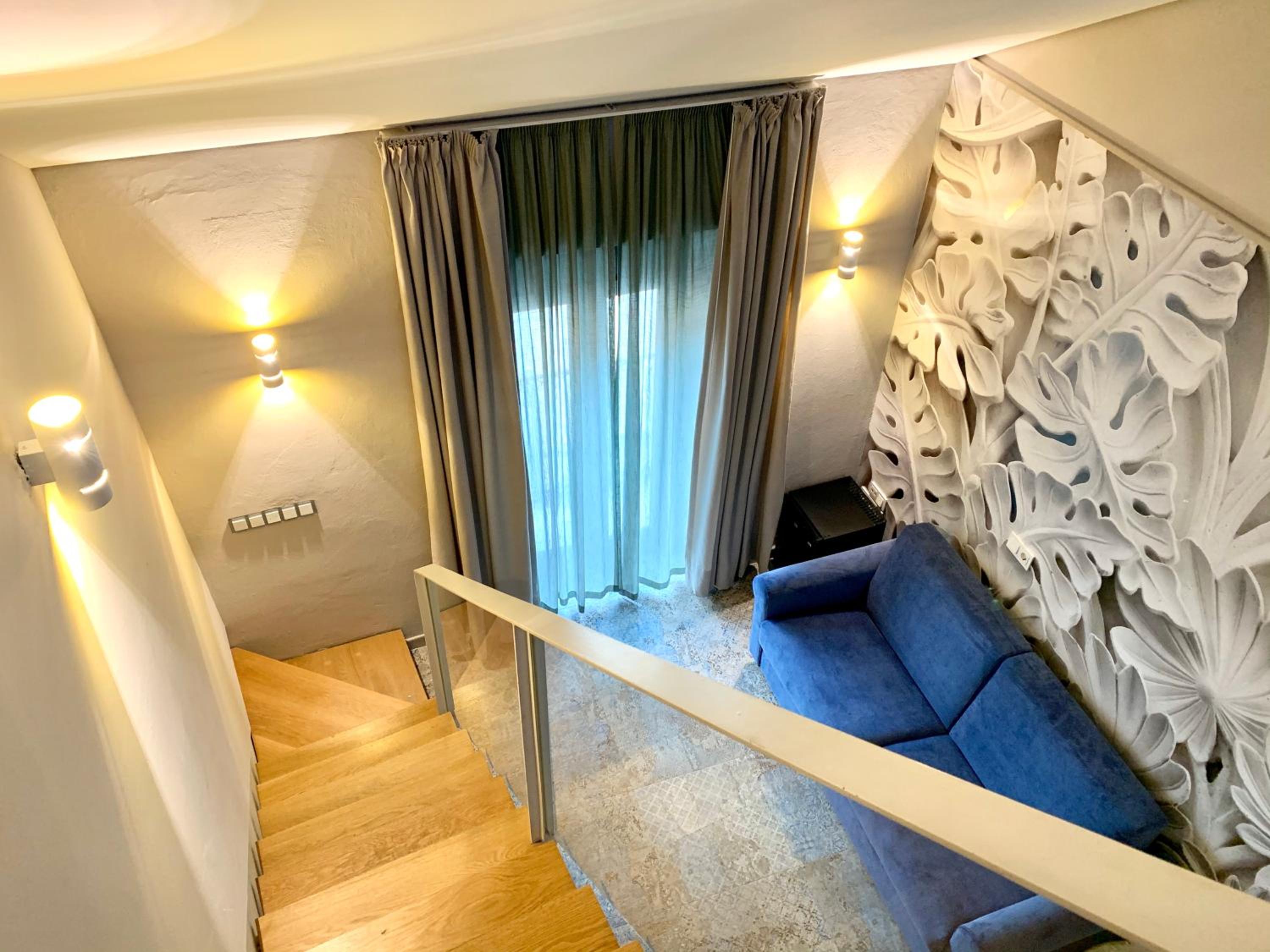 Suite Dúplex con Bañera de Hidromasaje Suite Dúplex con Bañera de Hidromasaje