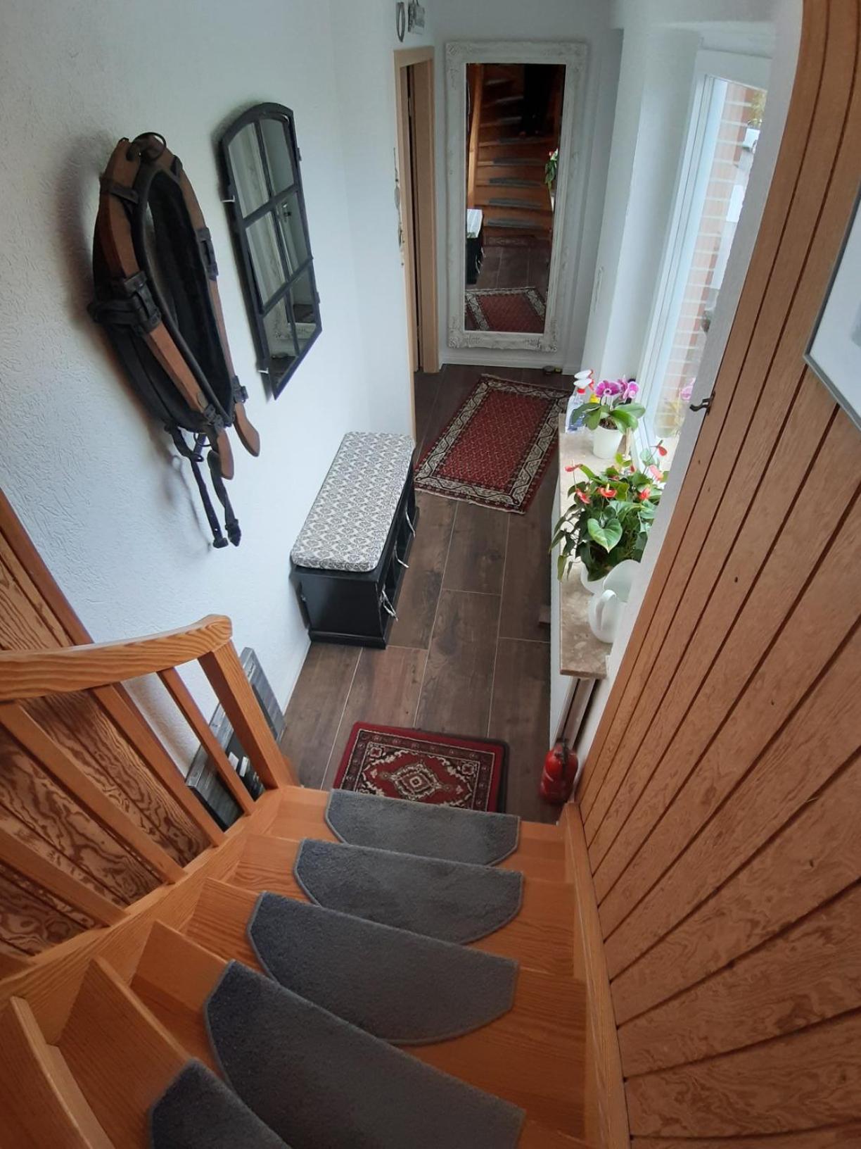 One-Bedroom Apartment - Photo 4