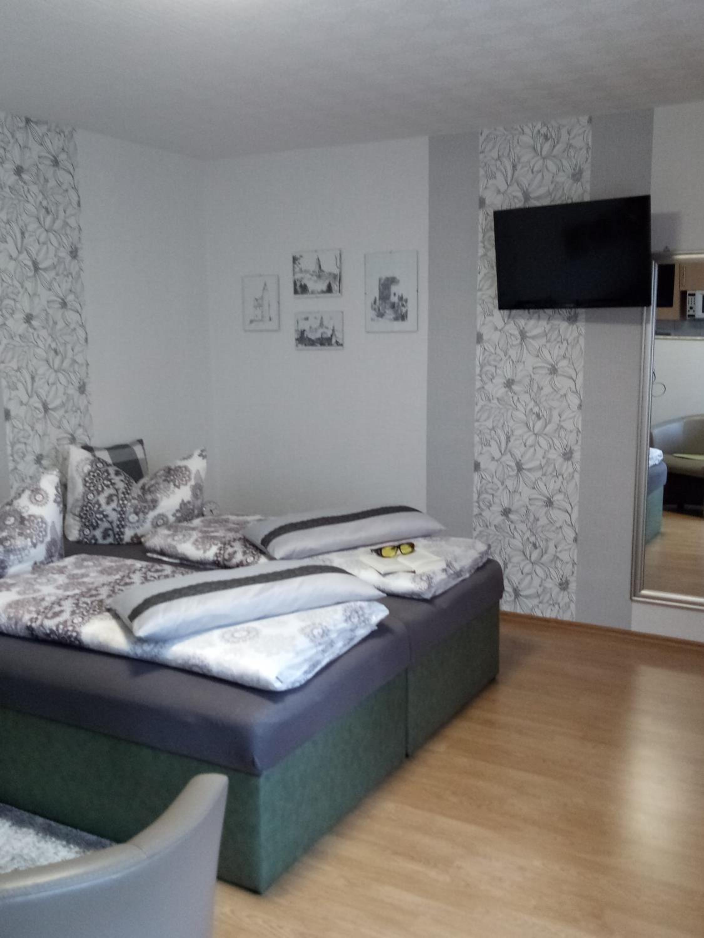 Studio Apartment photo 3