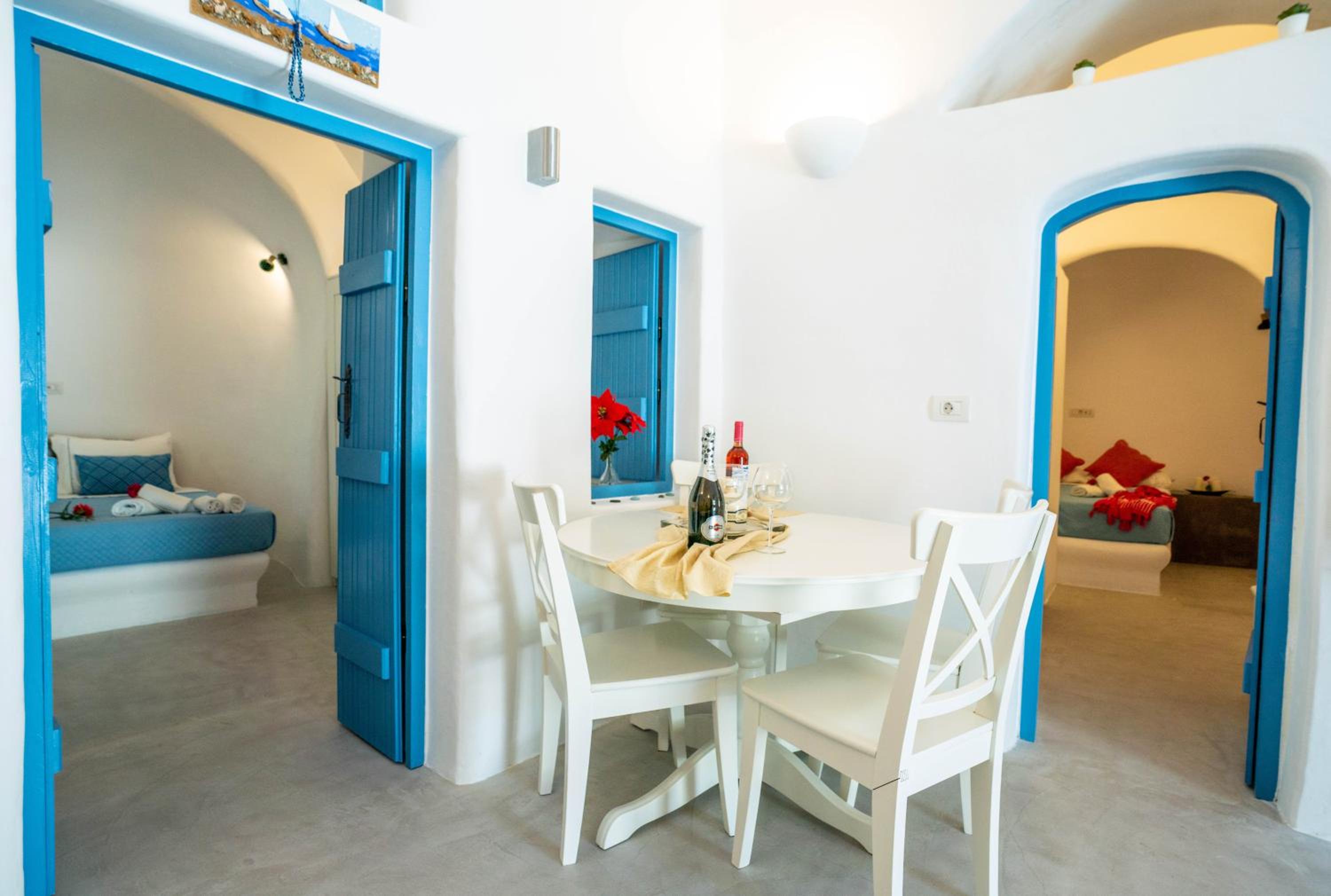 Three-Bedroom Apartment - Photo 3