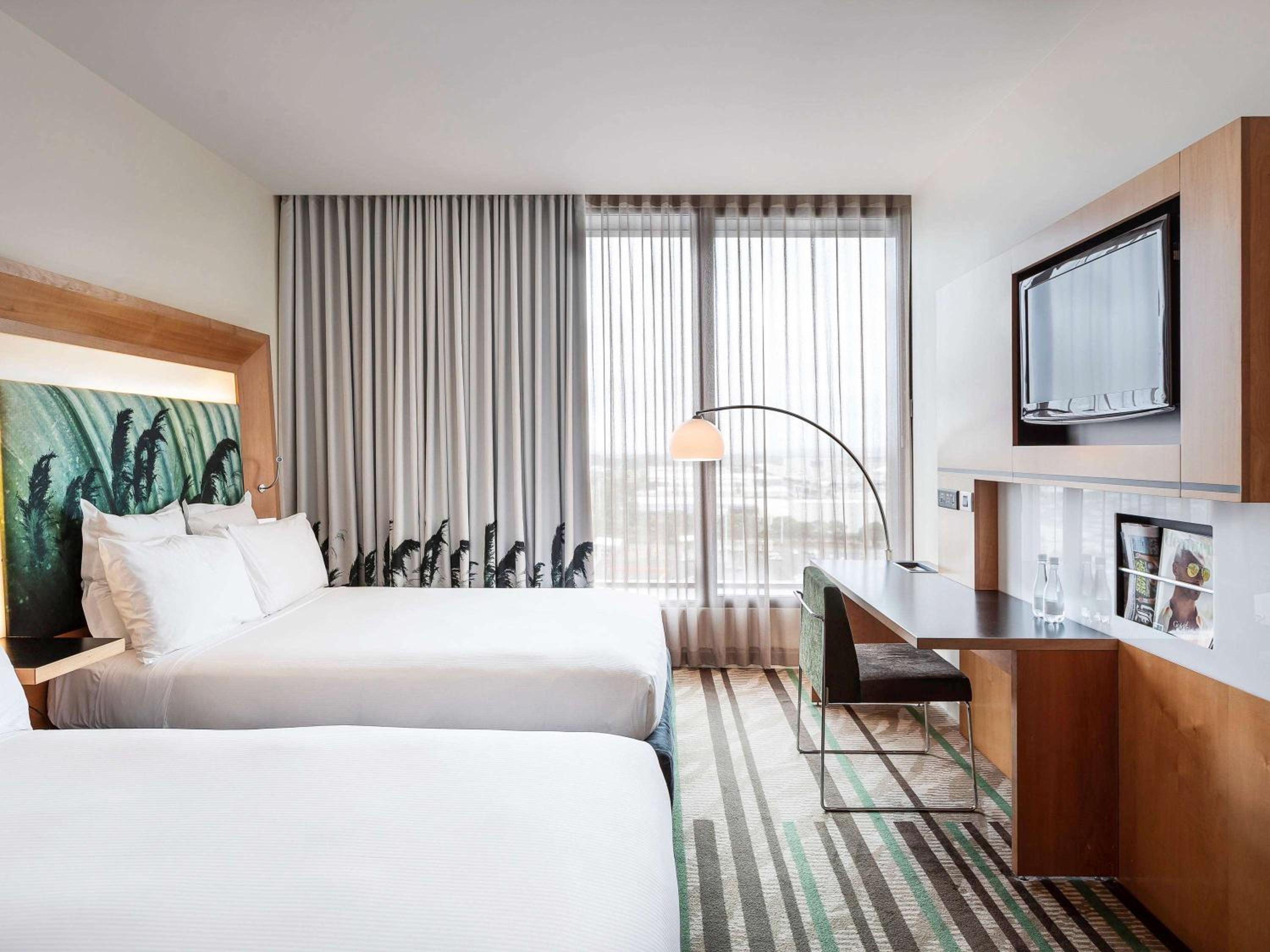 Superior Room with Two Double Beds - Photo 3