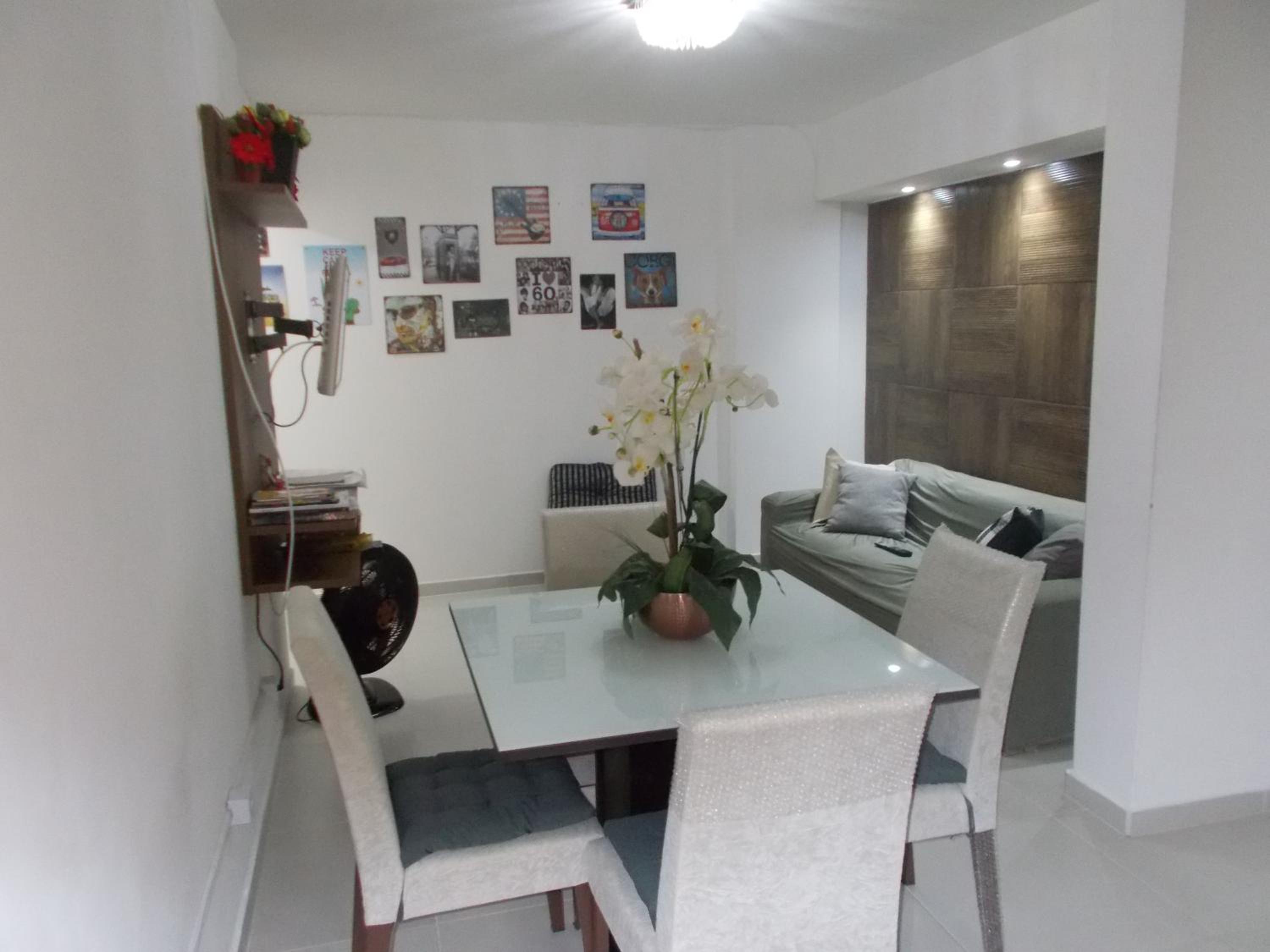 Two-Bedroom Apartment - Photo 4