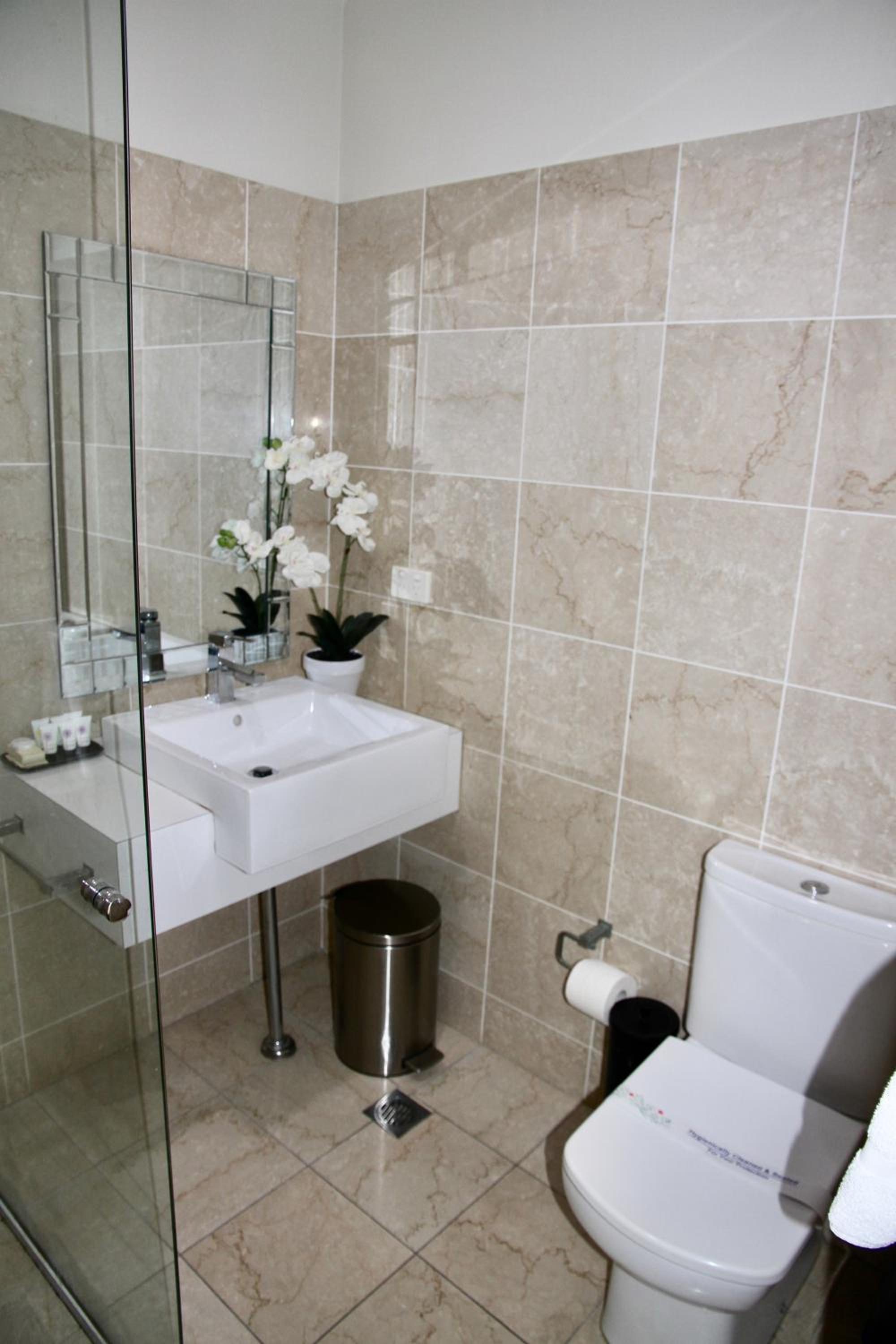 Family Room - Photo 7