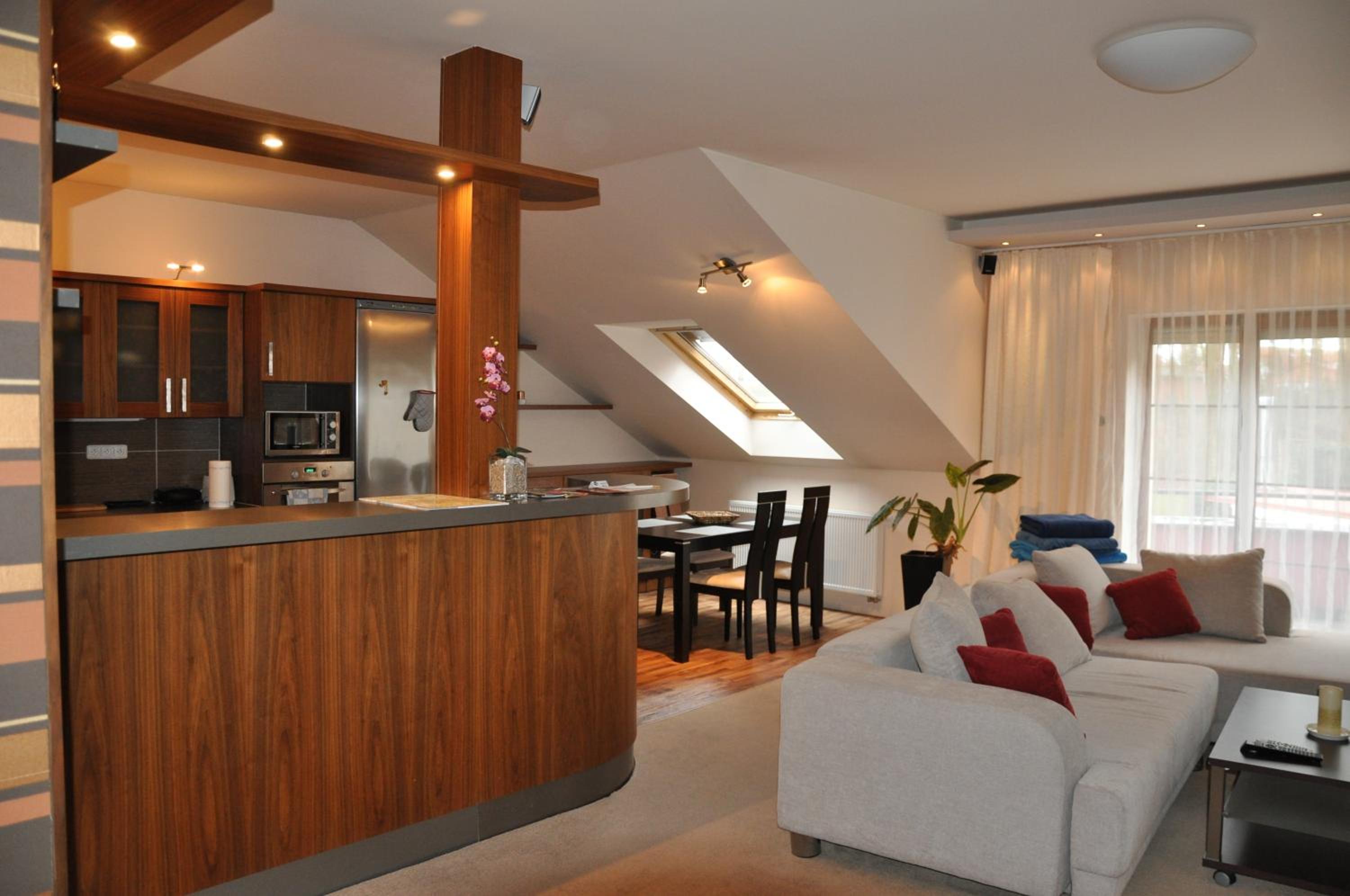 Apartment - Photo 11