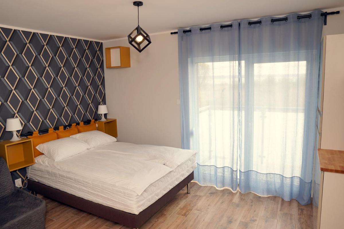 Deluxe Double Room with Extra Bed photo 2