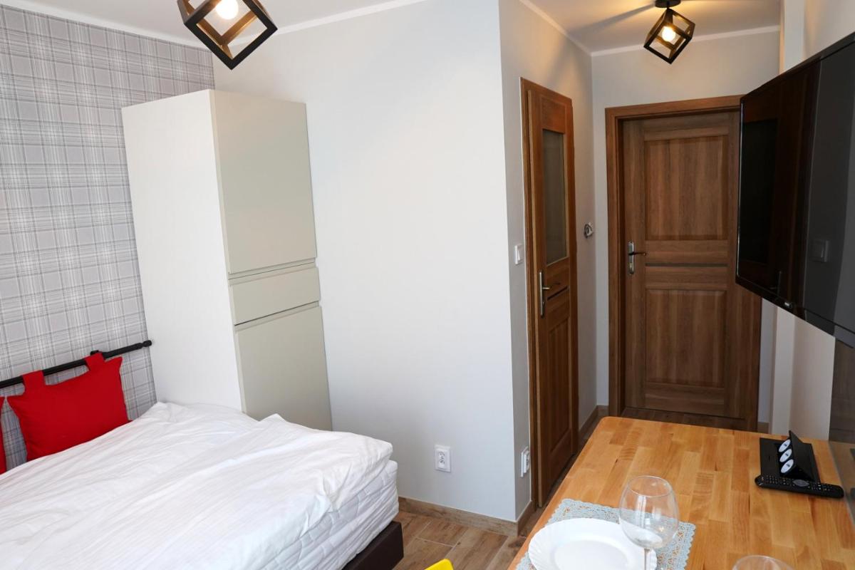 Double Room with Private Bathroom photo 3
