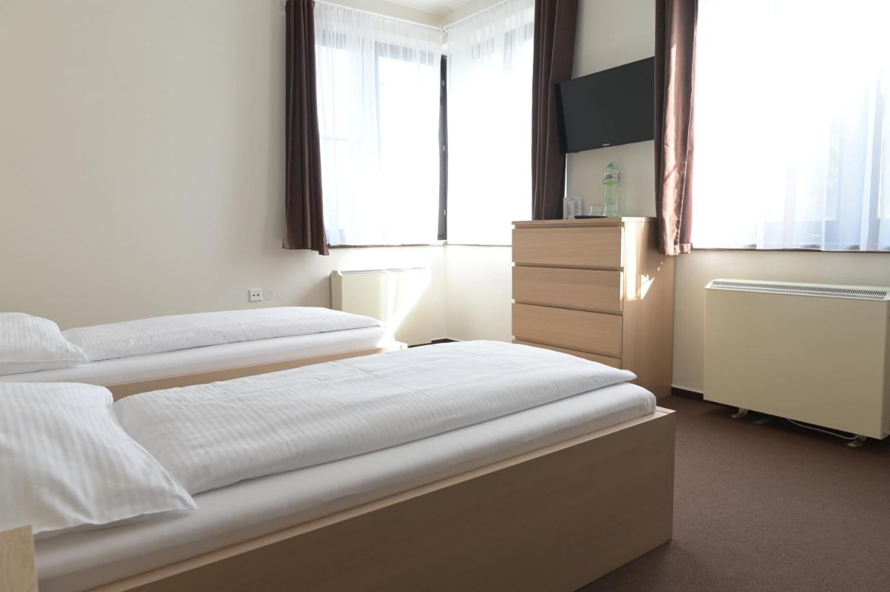 Standard Twin Room photo 1