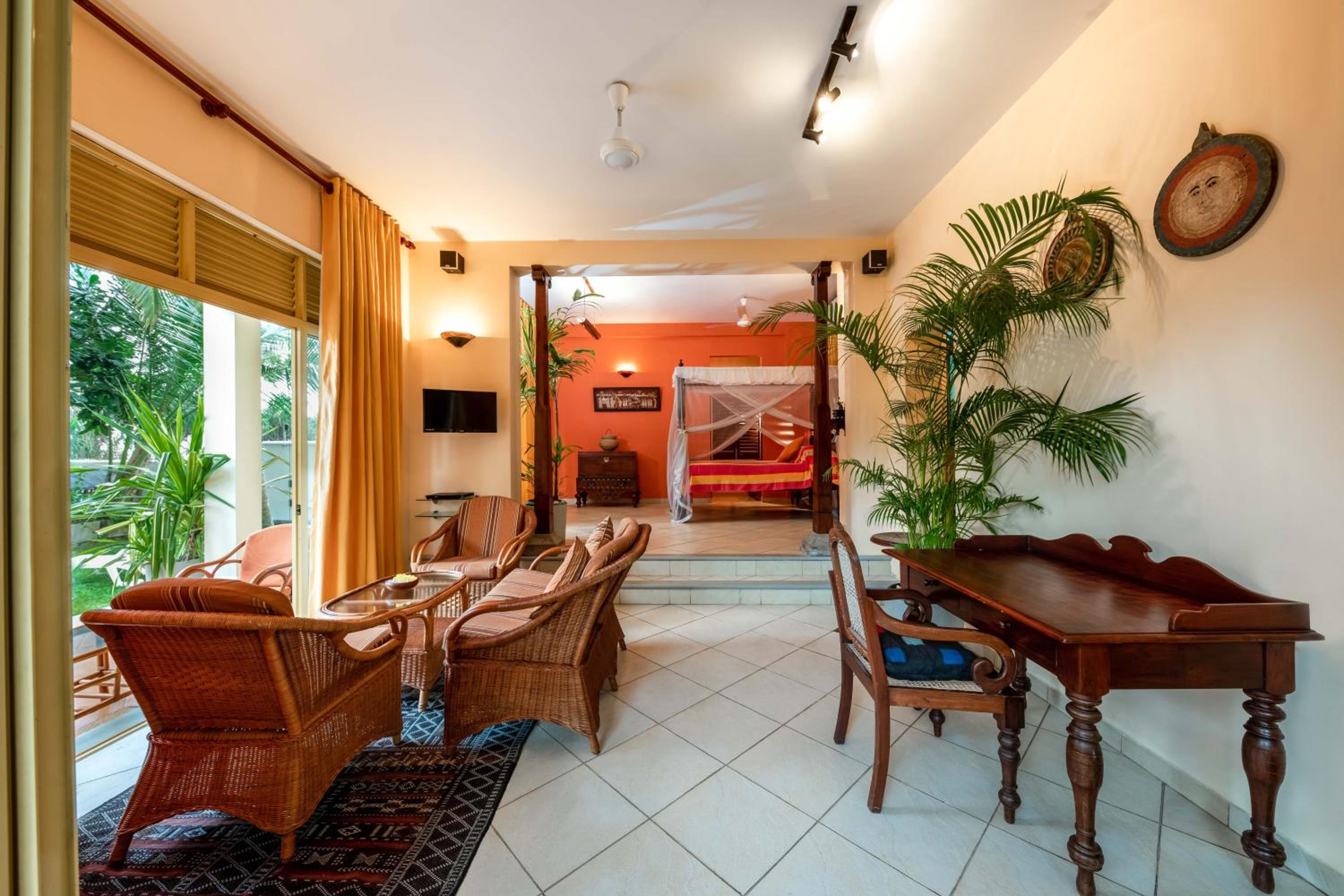 Deluxe Suite with Sea View