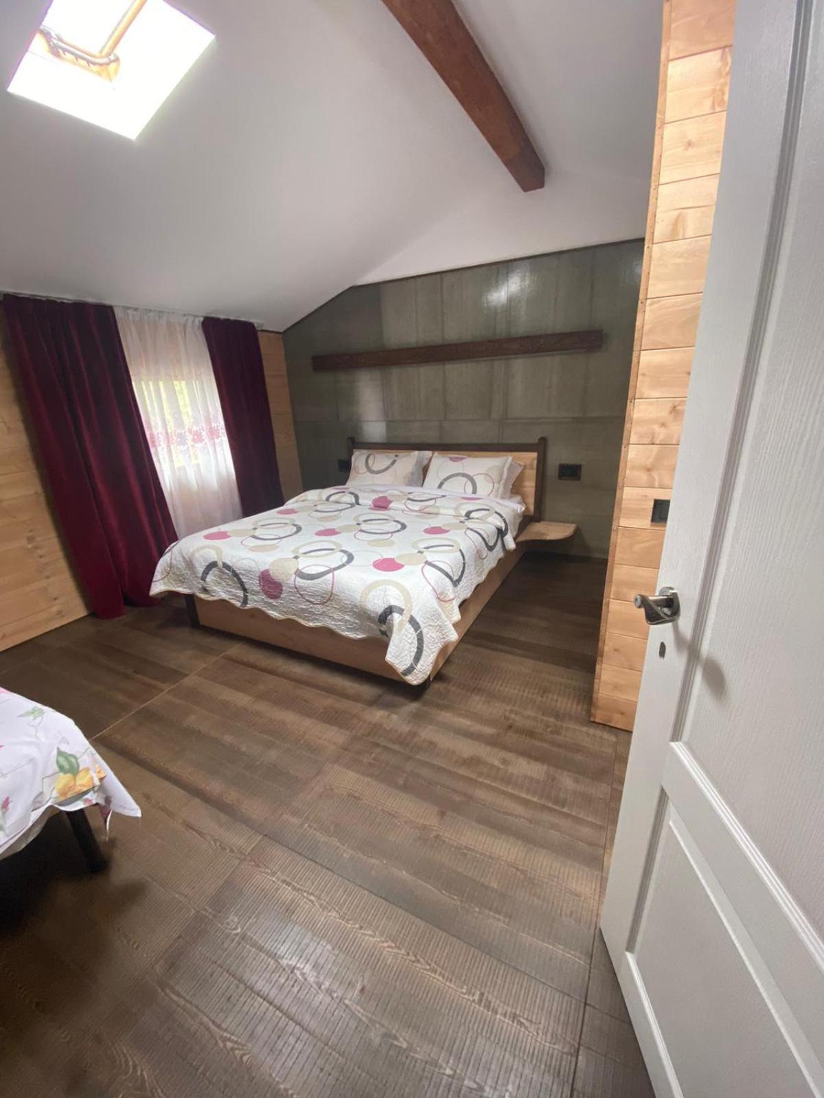 Triple Room - Photo 8