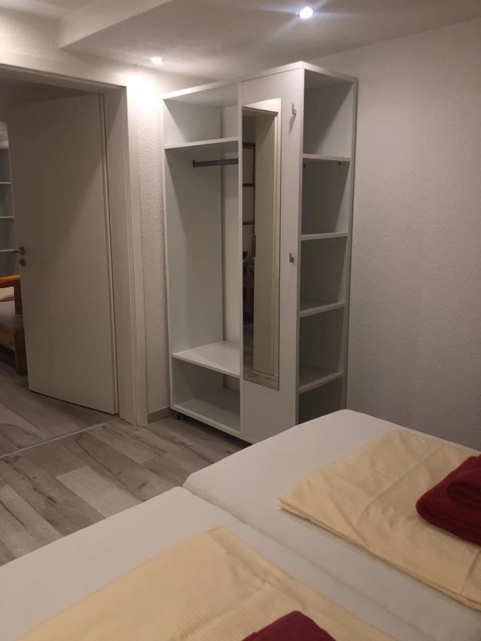 Triple Room with Bathroom - Photo 12