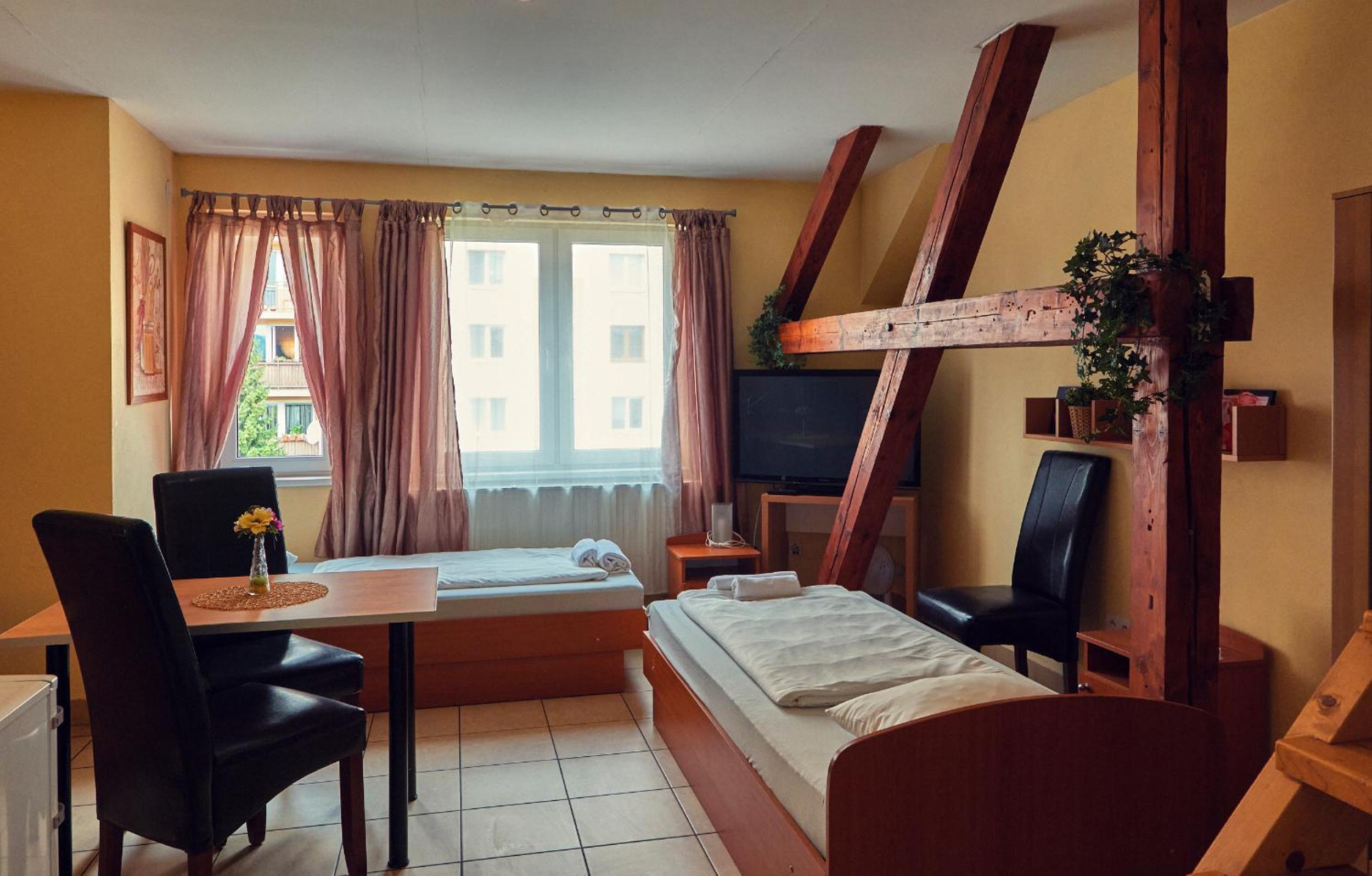 Maisonette photo 1