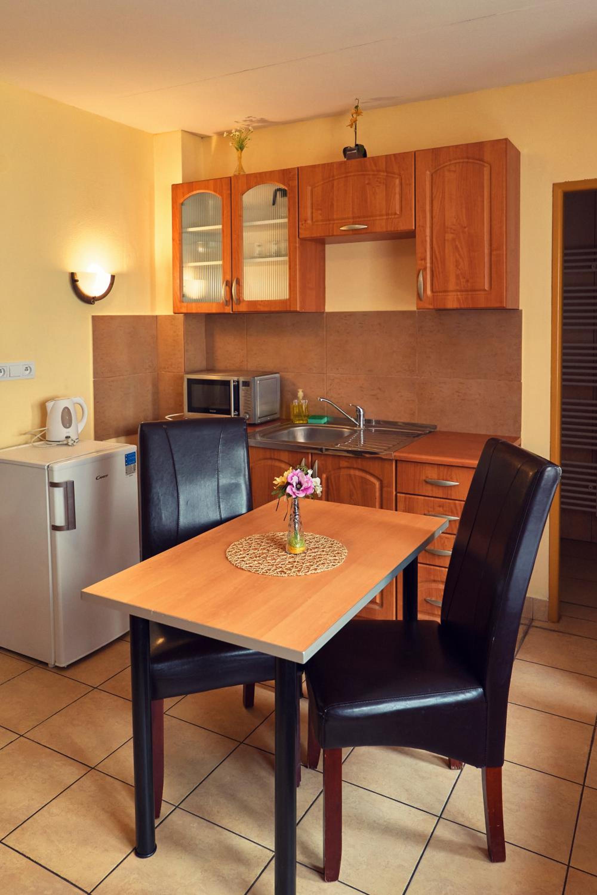 Maisonette photo 2