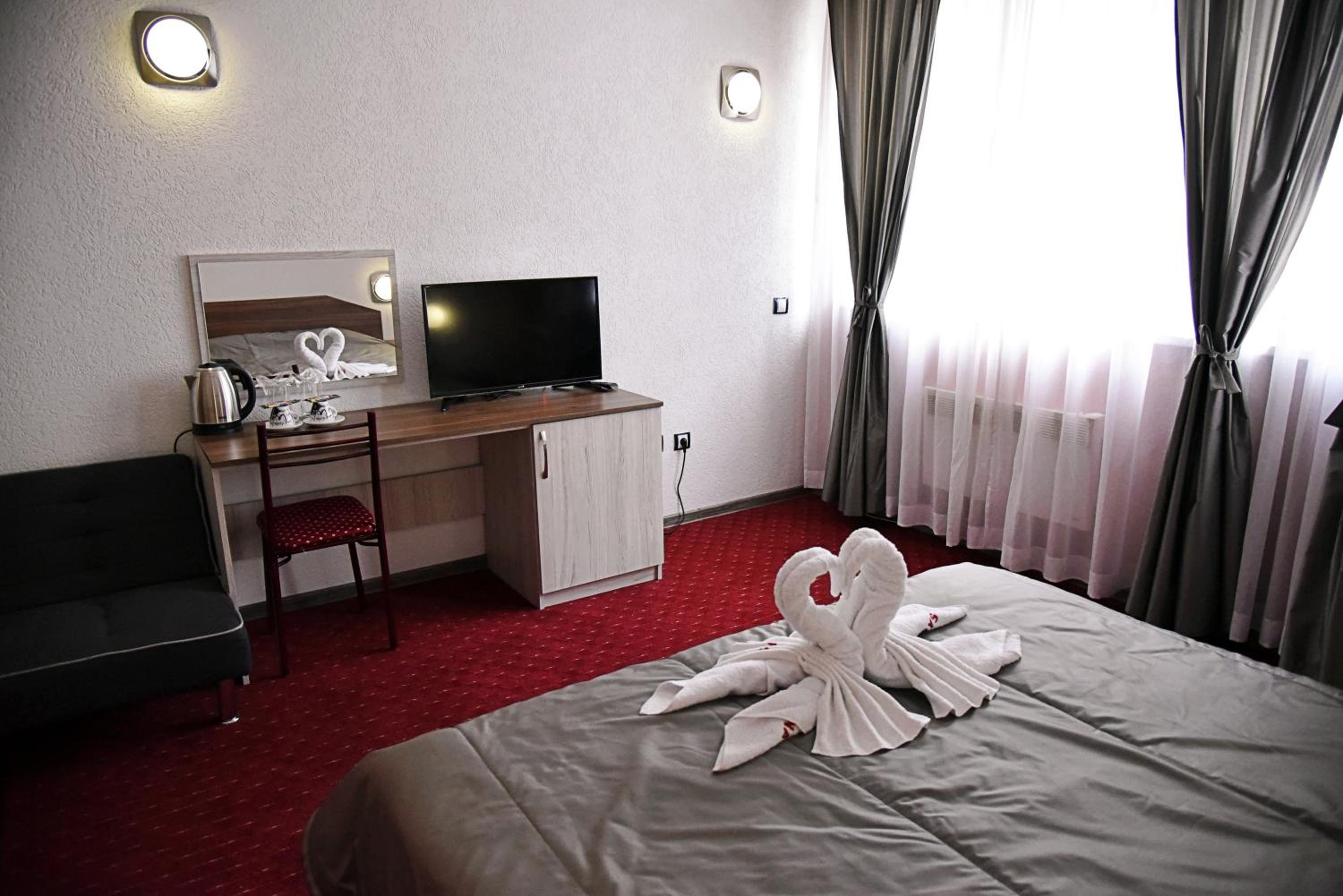 Deluxe Double Room - Photo 7