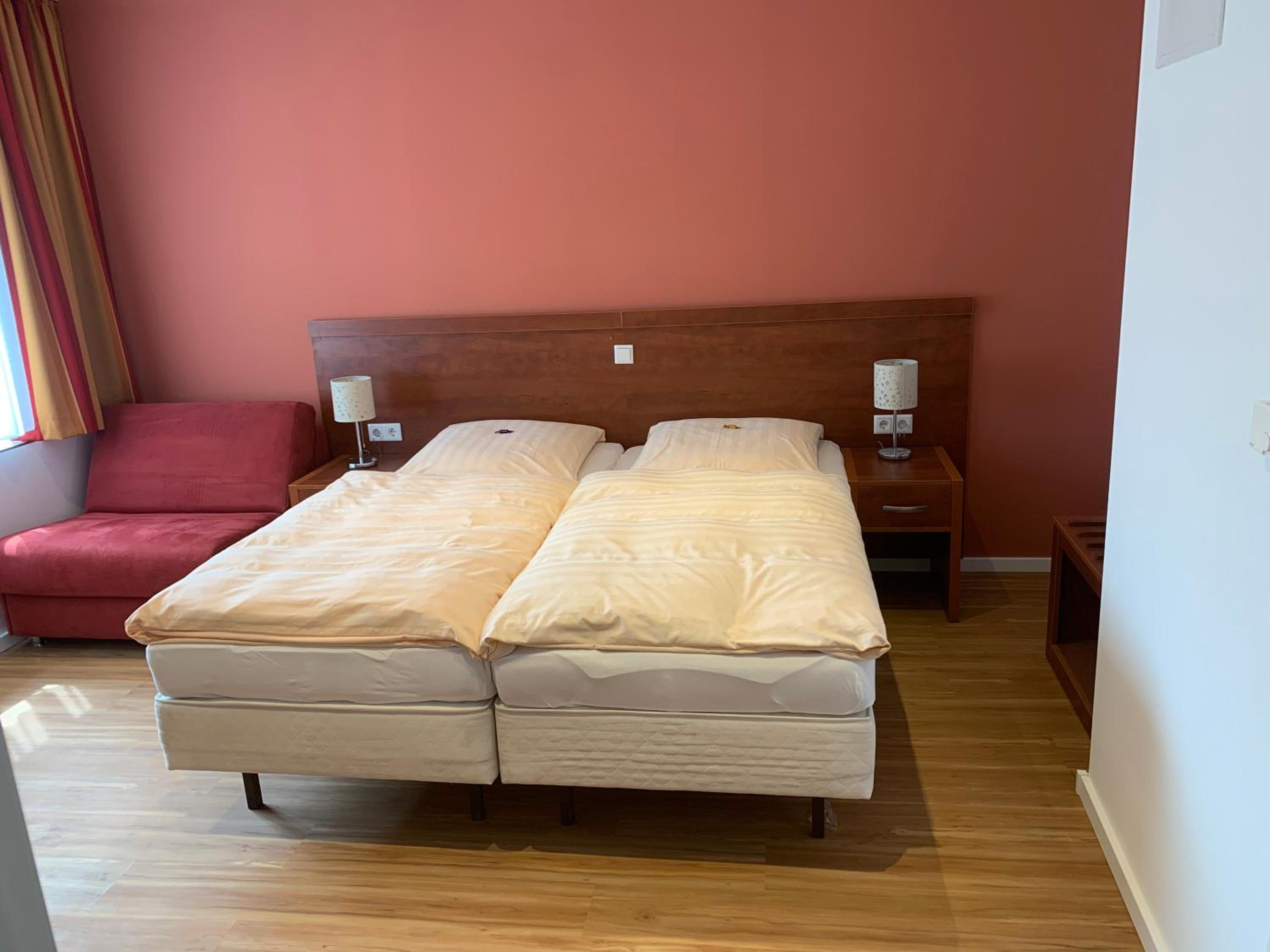 Standard Triple Room - Photo 5