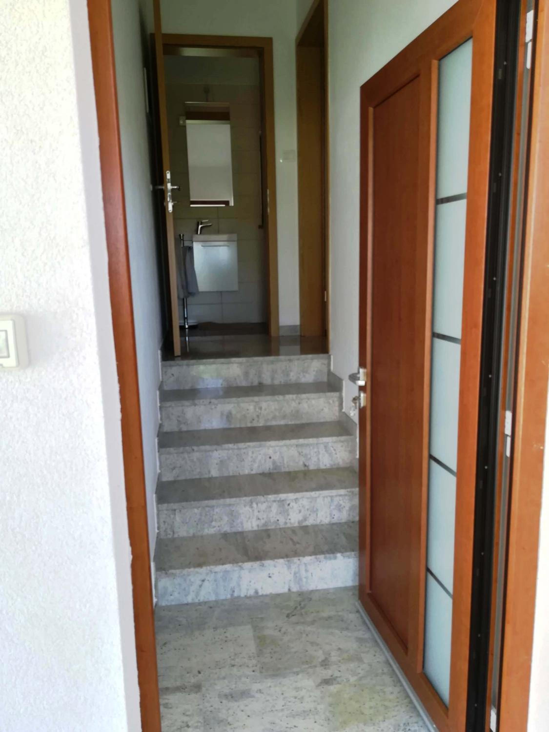 One-Bedroom Apartment - Photo 5