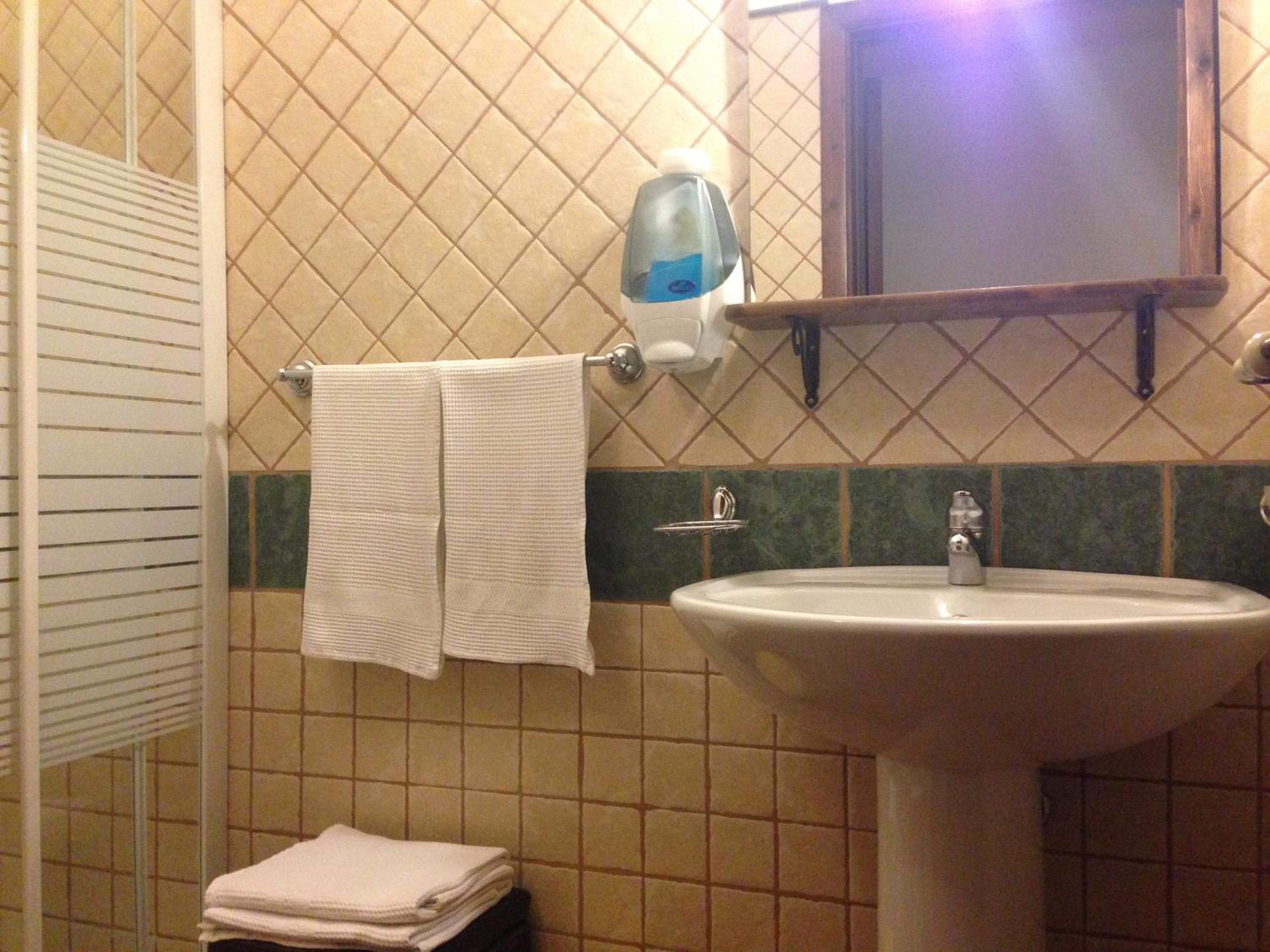 Triple Room - Photo 2