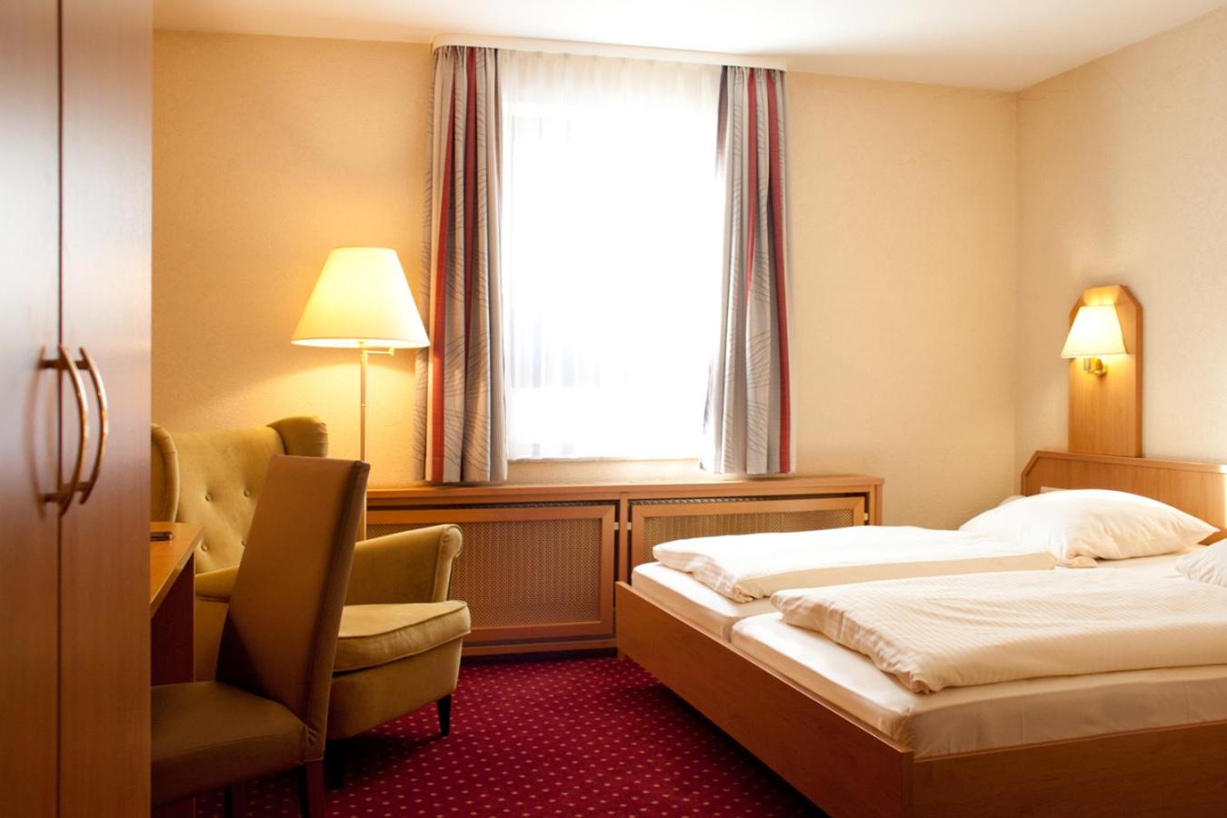 Double Room - Photo 1