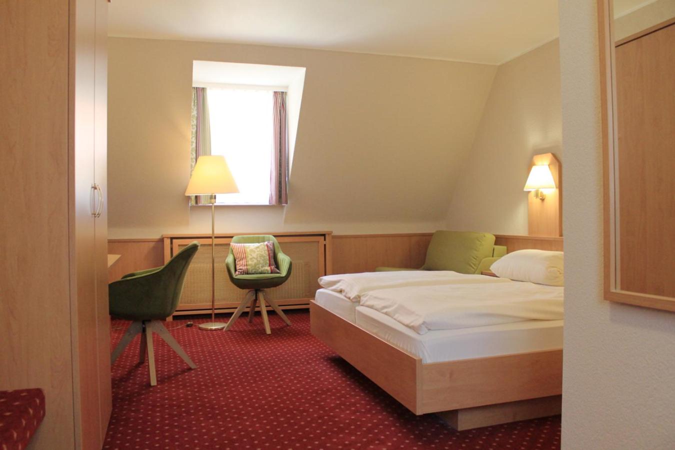 Double Room - Photo 2