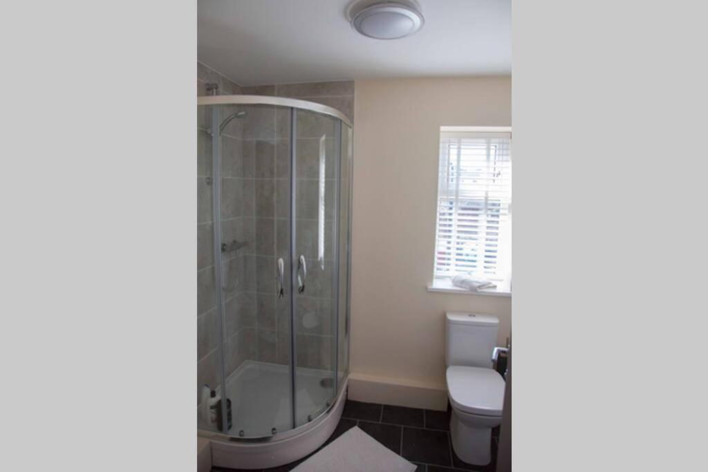 One-Bedroom Apartment - Photo 4