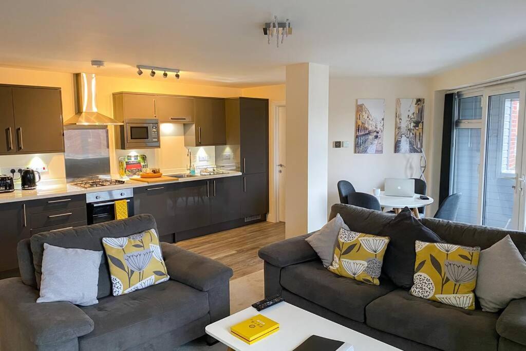 One-Bedroom Apartment - Photo 10