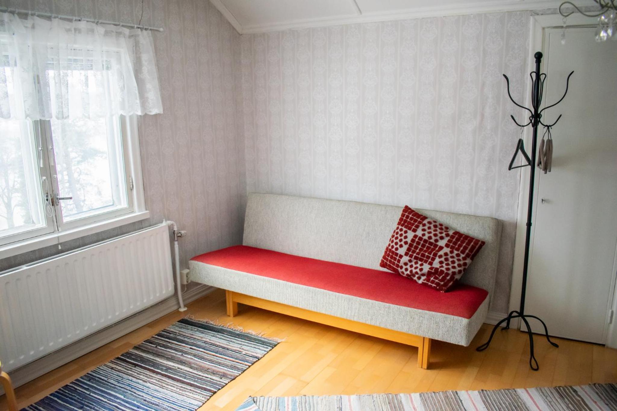 Economy Quadruple Room with Shared Bathroom photo 3