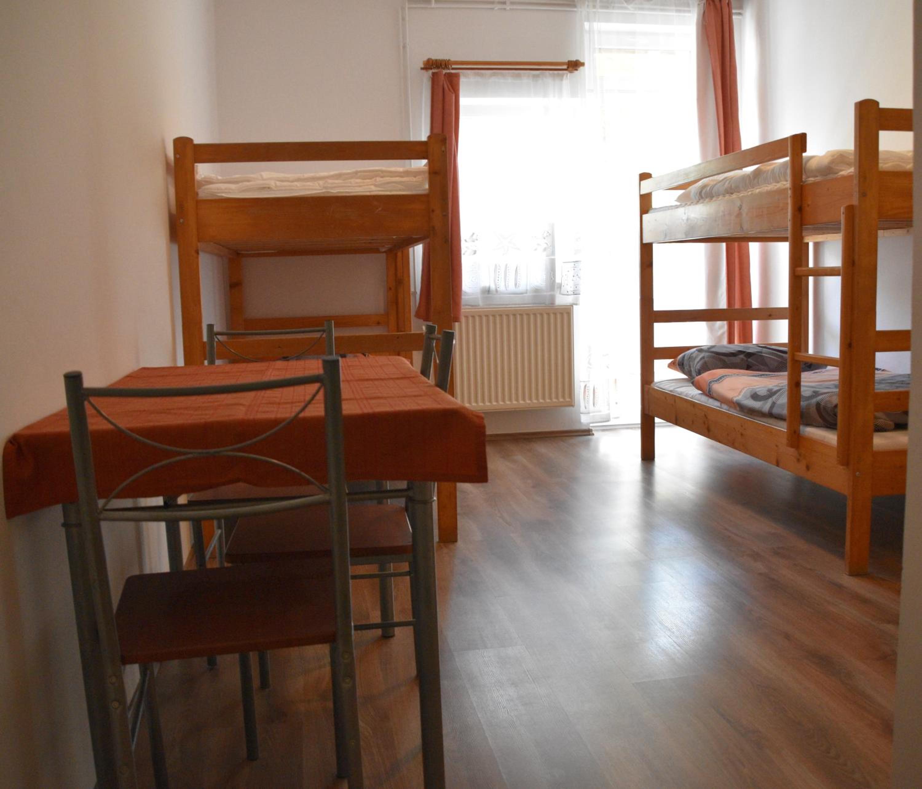 Quadruple Room with Private Bathroom photo 2