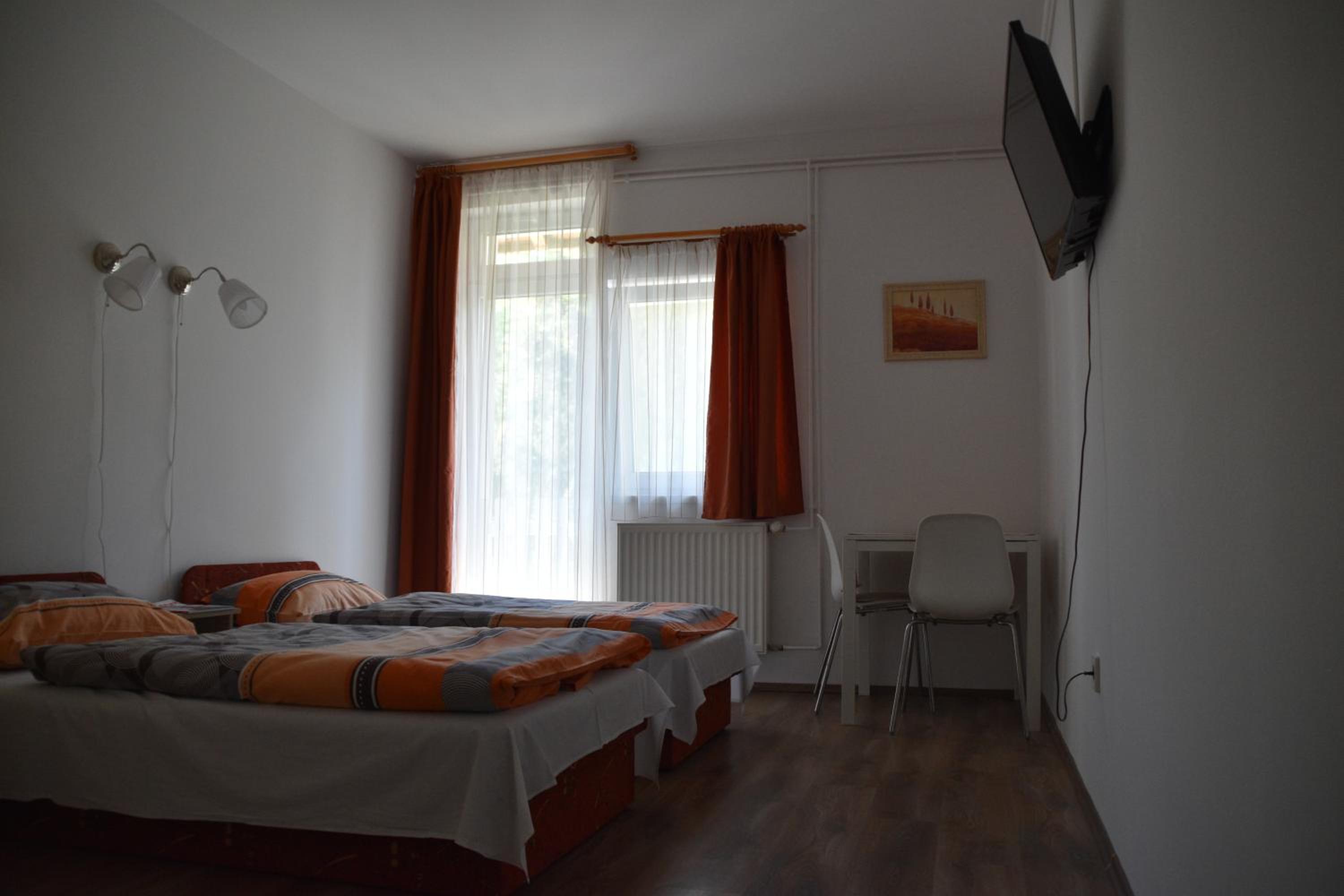 Double or Twin Room with Bathroom photo 1