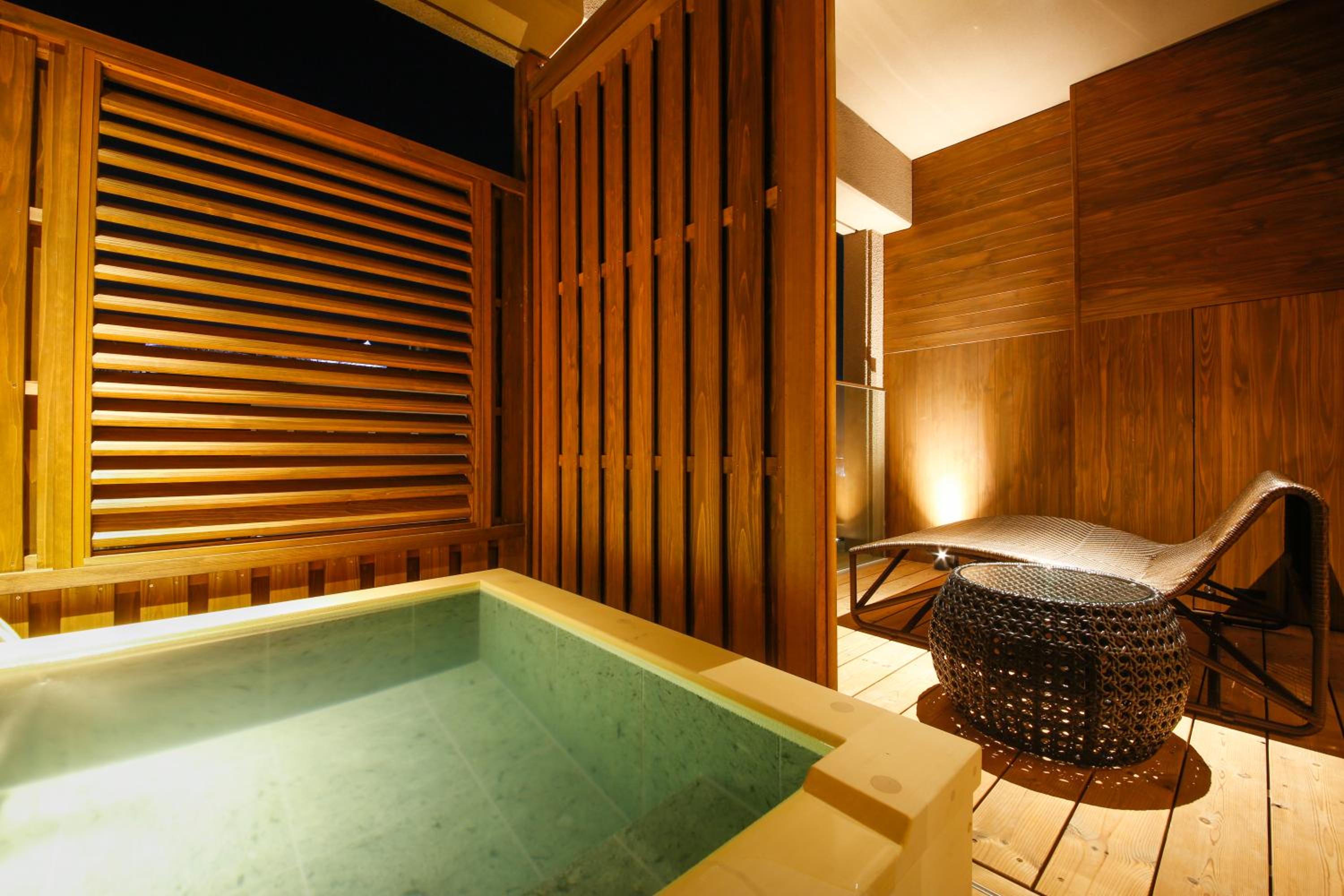 Twin Room with open-air bath and terrace - Non-Smoking (6th floor) - Photo 2