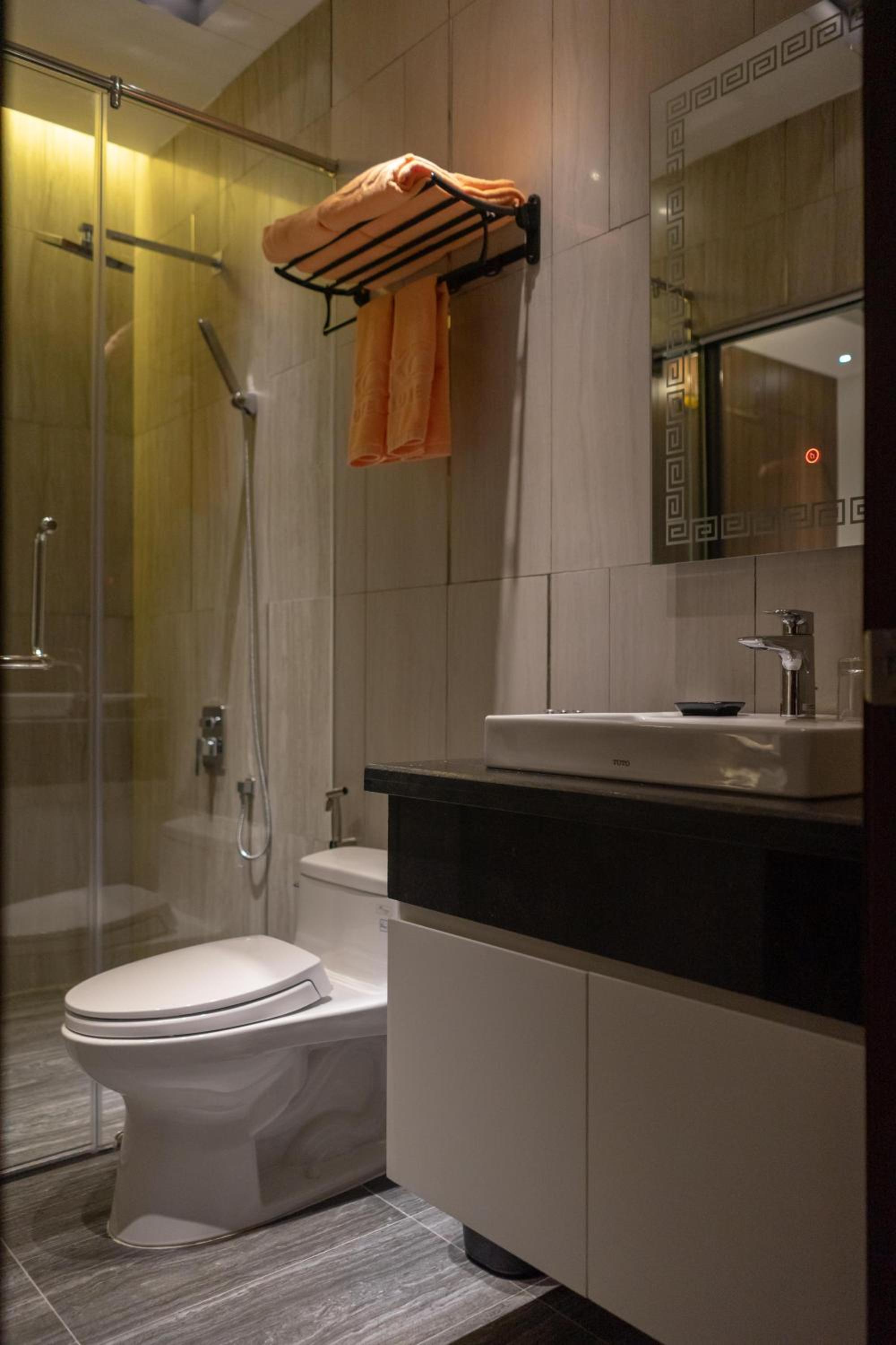 Standard Double Room - Photo 5