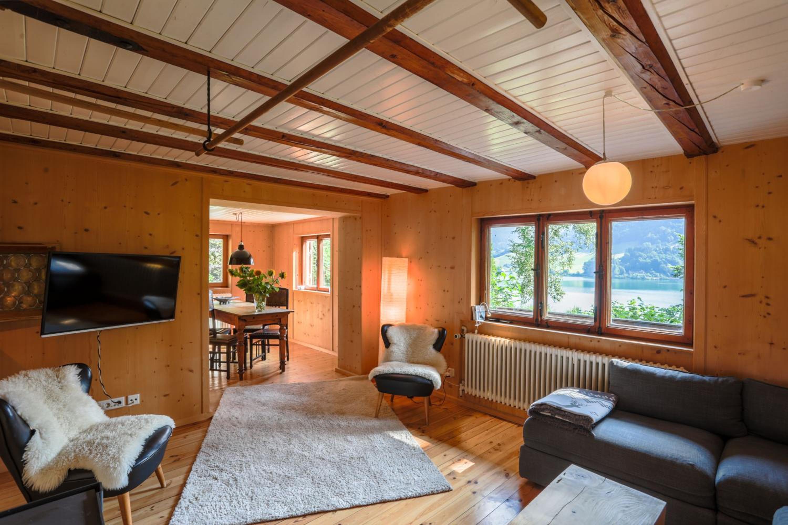 Four-Bedroom Deluxe Home - Oceanfront
