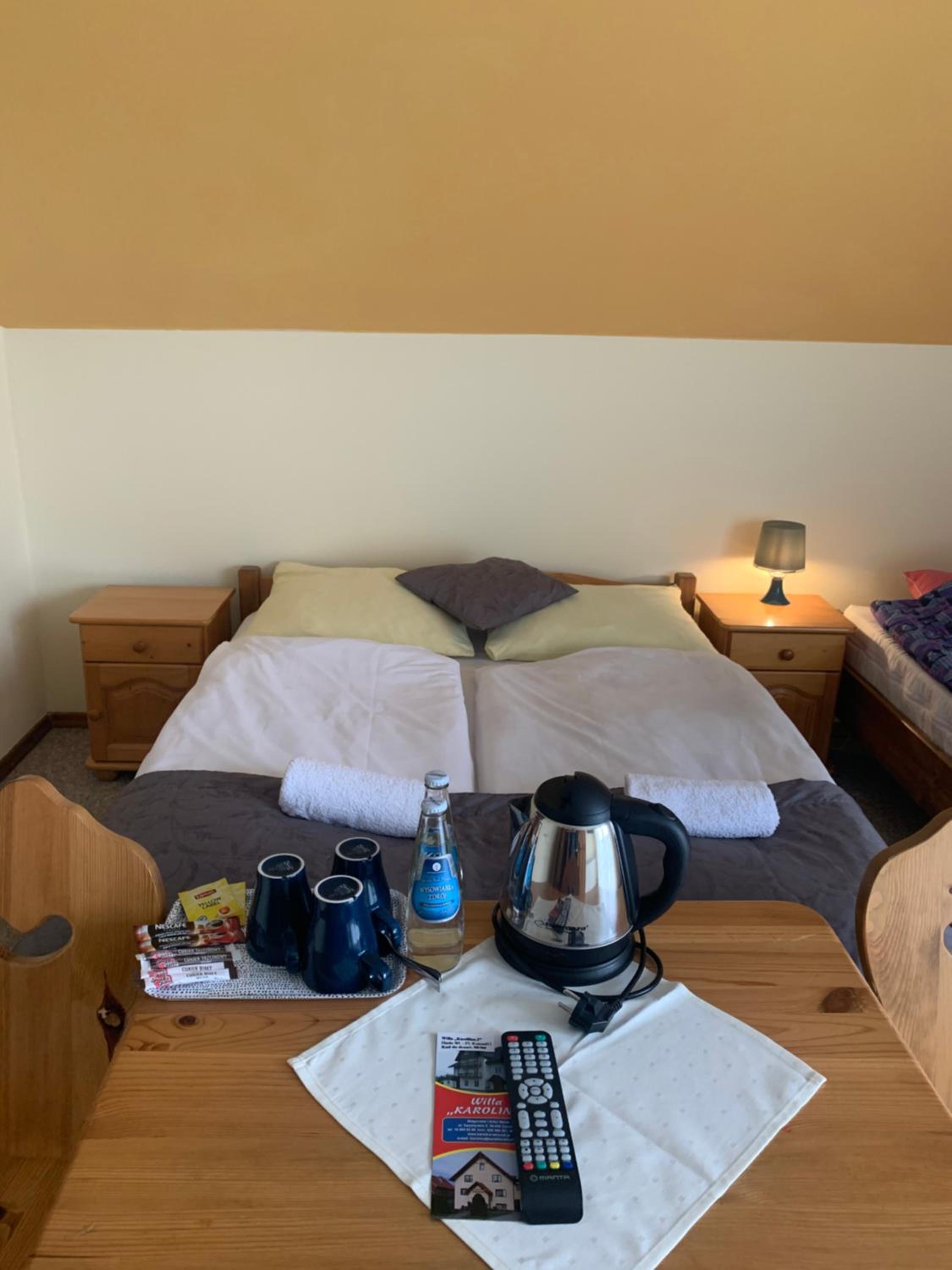 Double Room with Balcony - Photo 4