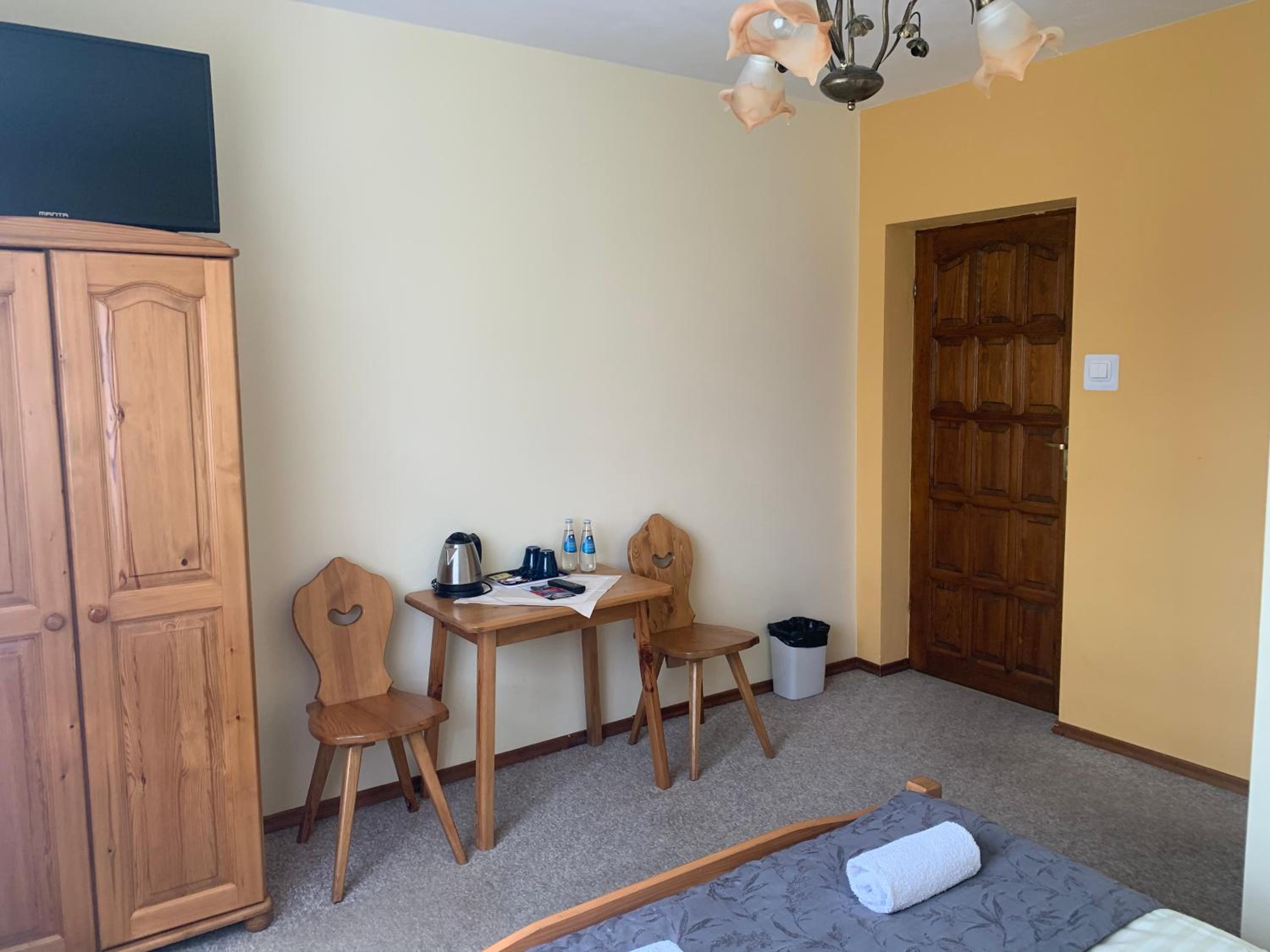 Double Room - Photo 4