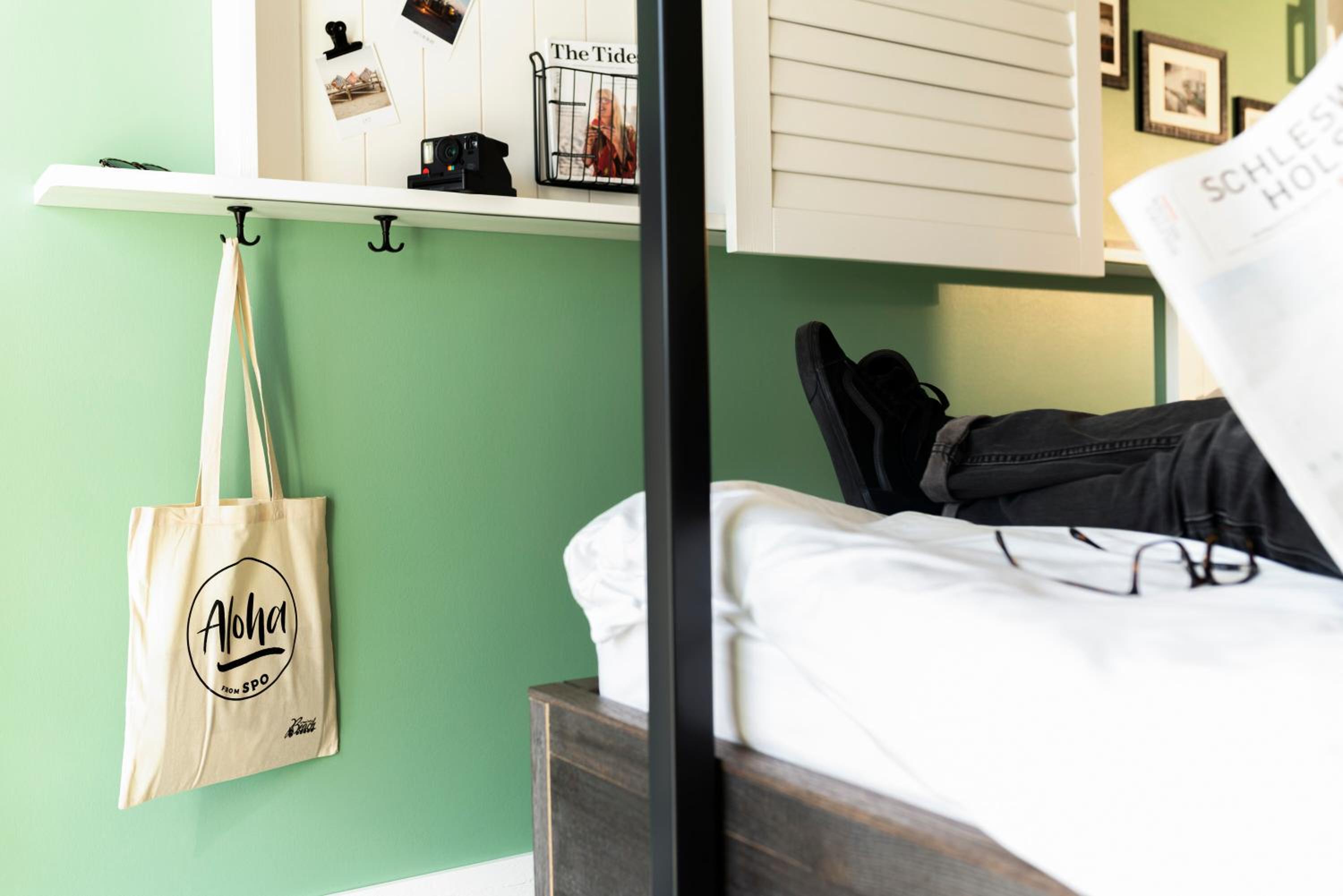 Double Room thumbnail 5