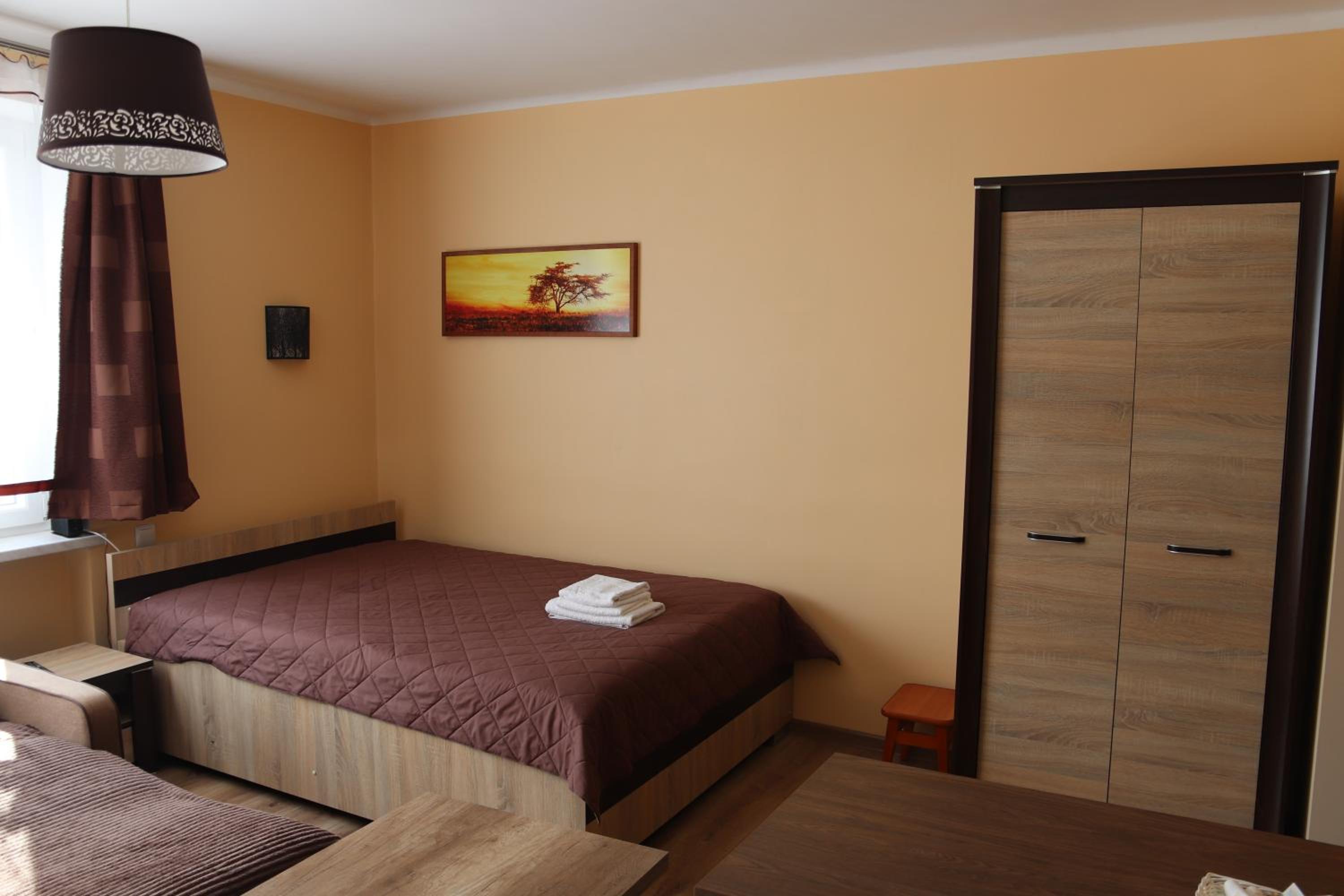 One-Bedroom Apartment - Photo 14