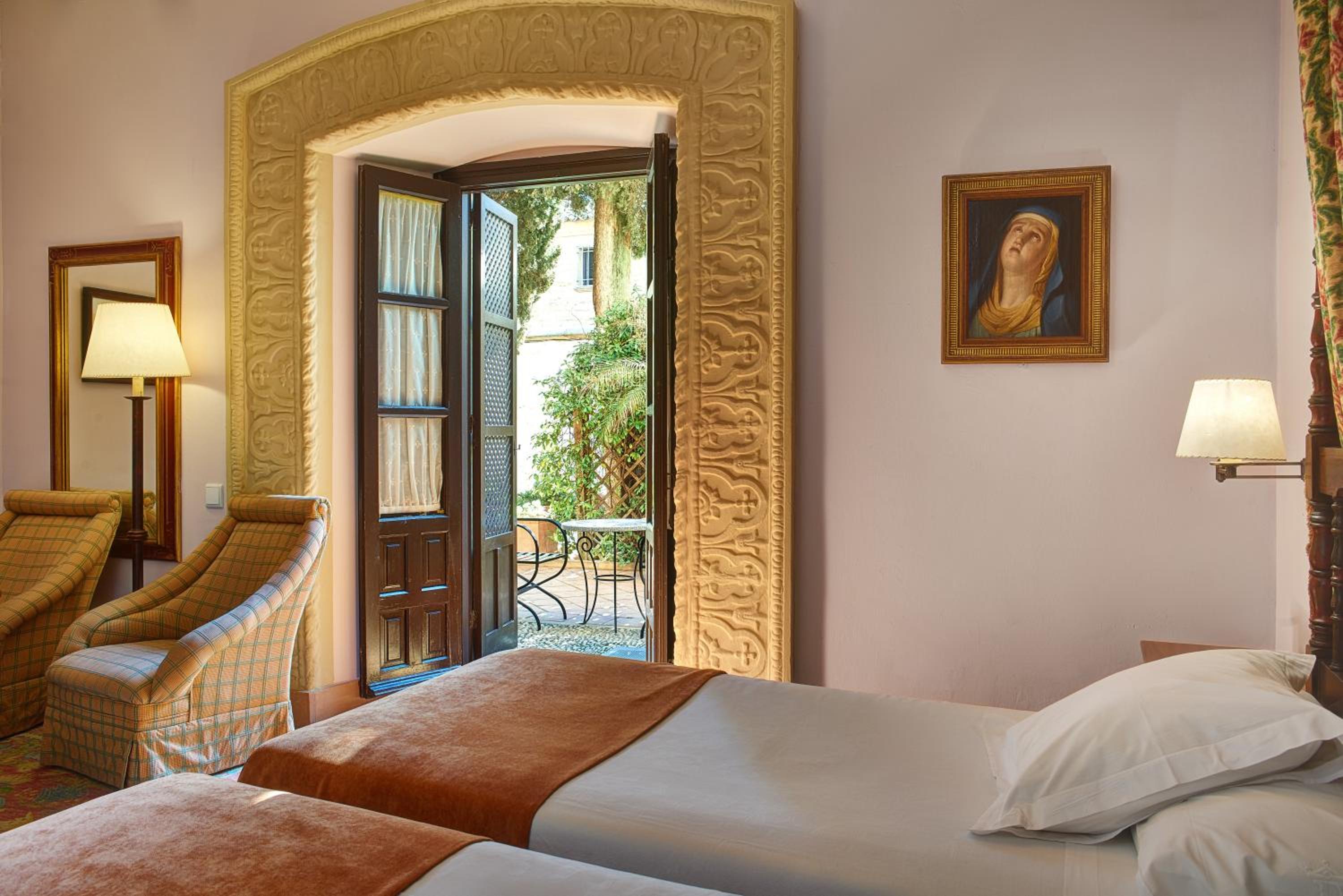 Superior Double Room - Photo 1