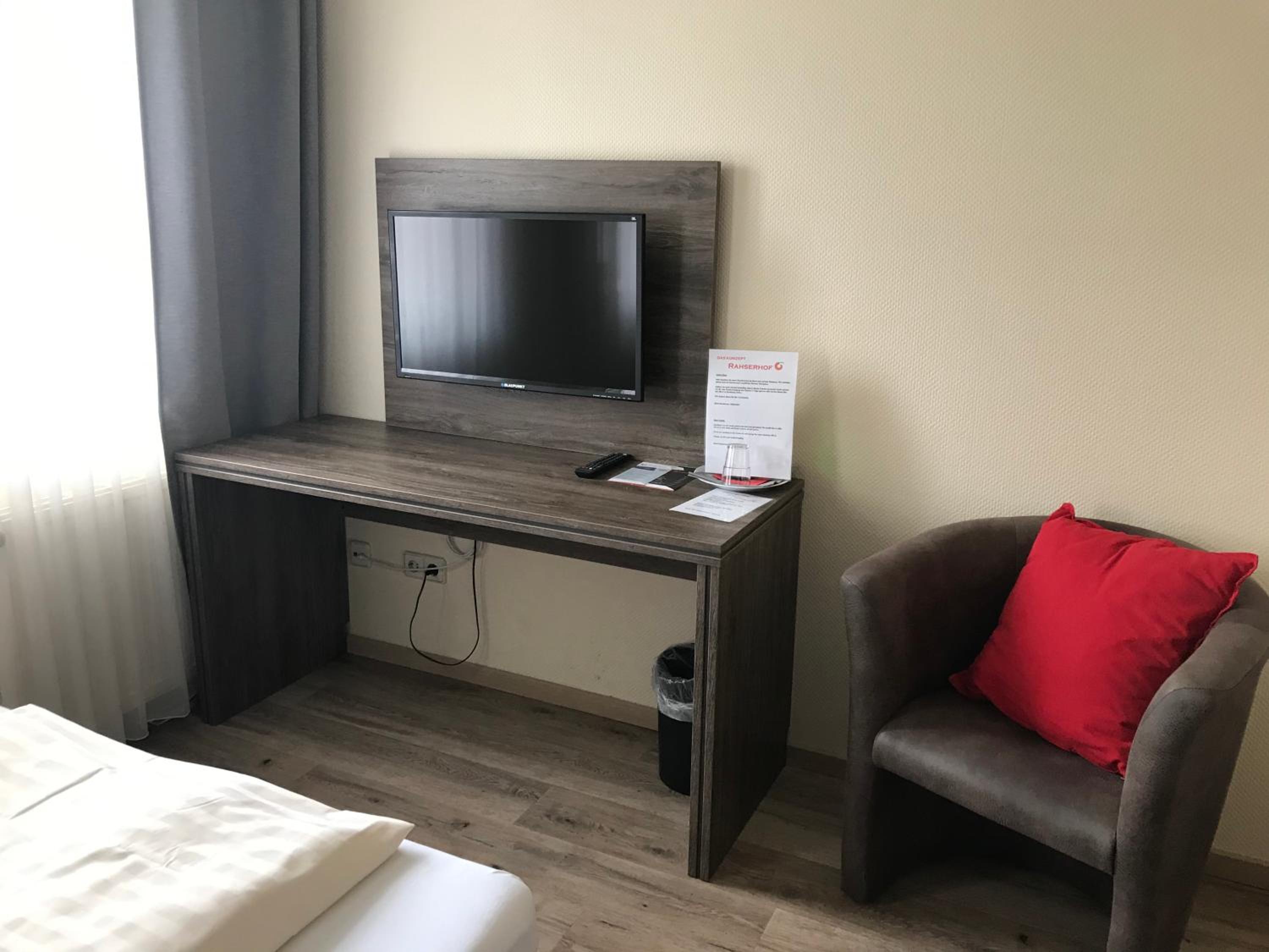 Single Room photo 3