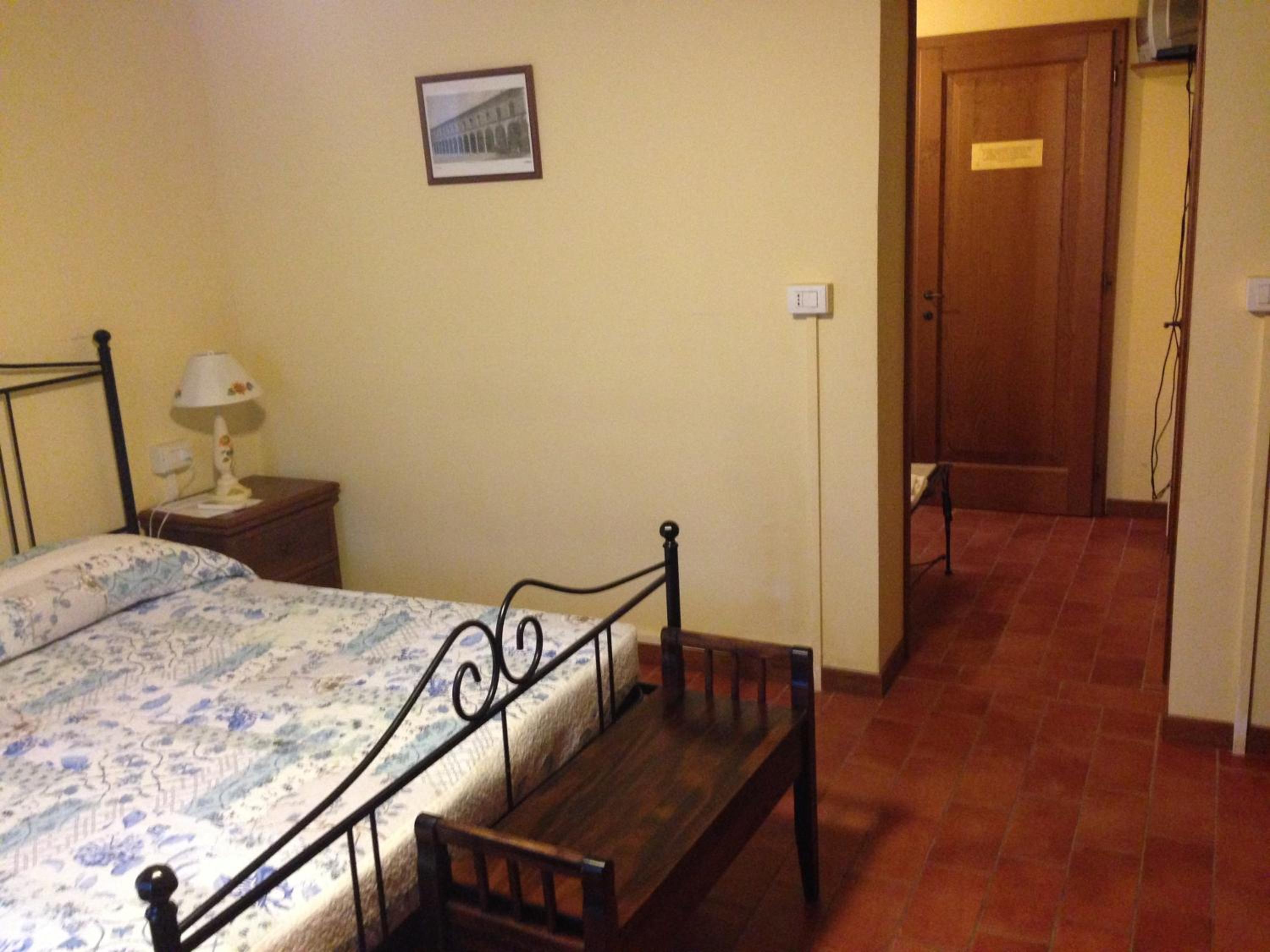 Double or Twin Room photo 1