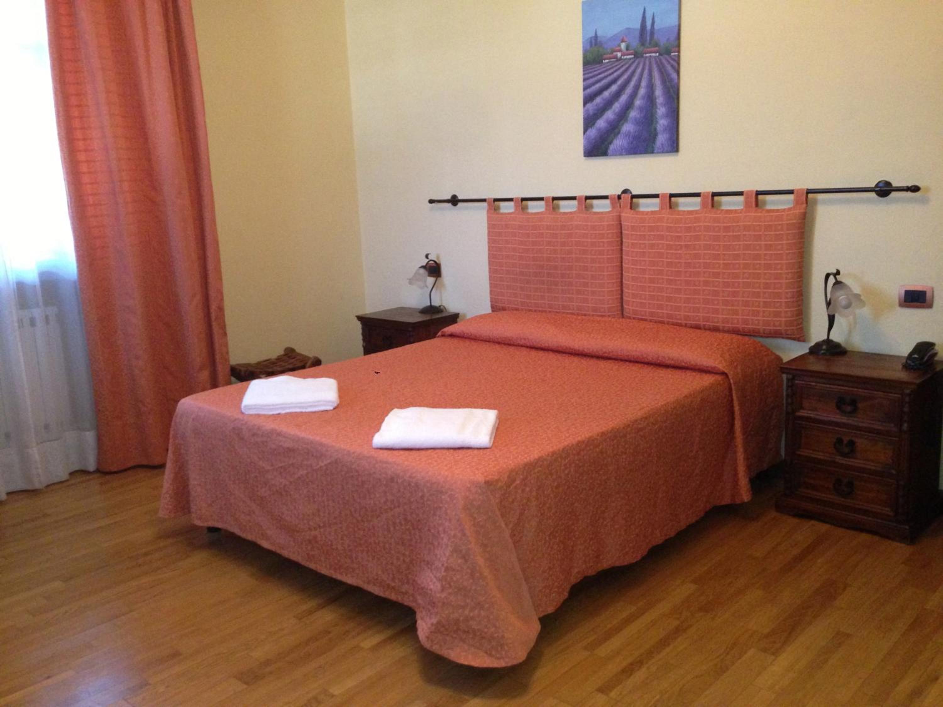 Standard Double Room - Photo 1
