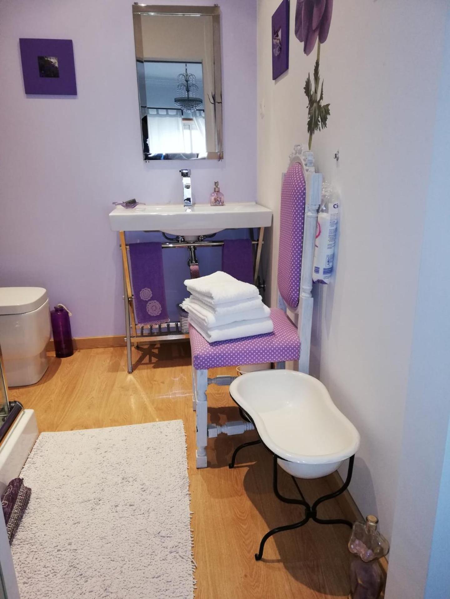 Double Room - Photo 9