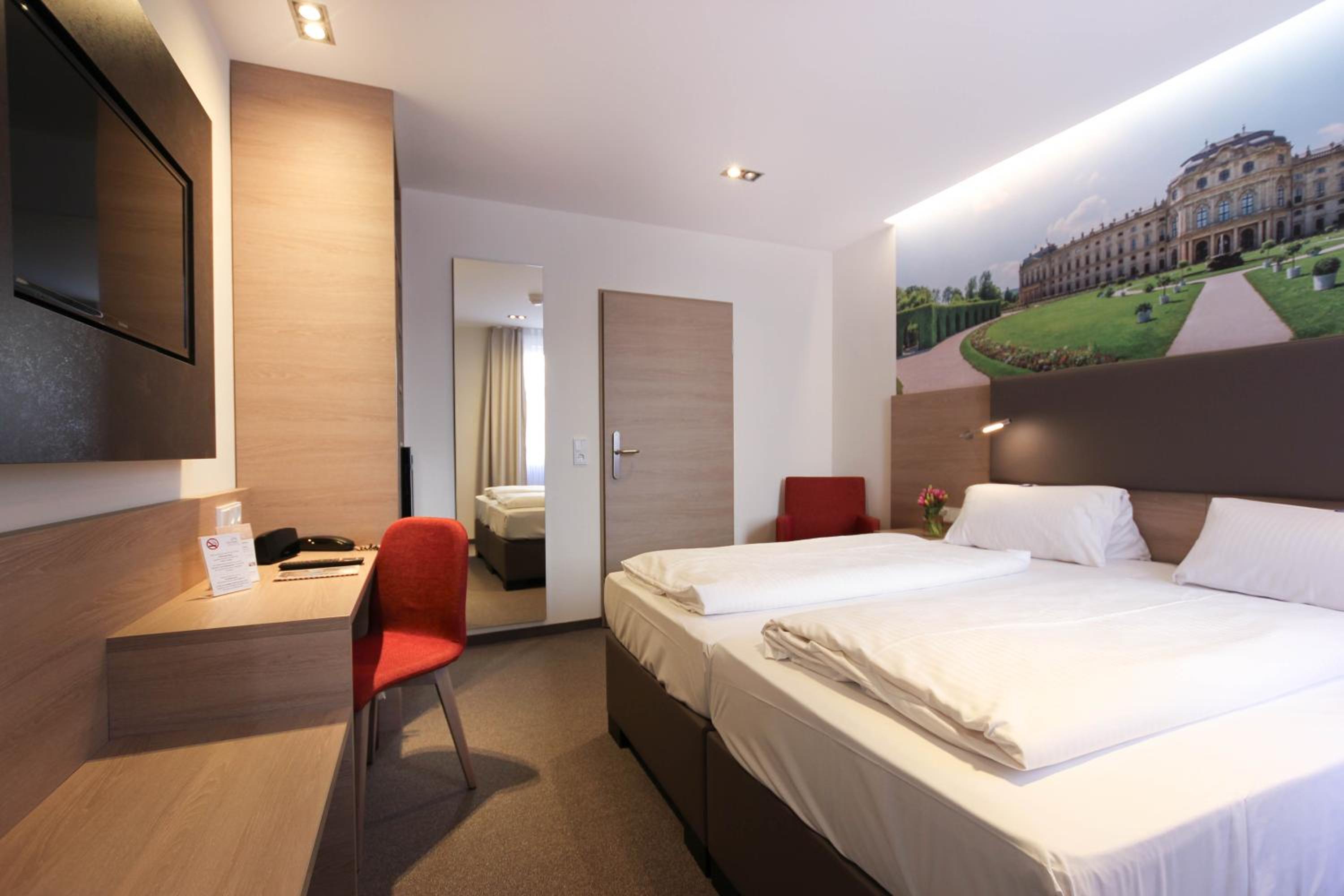 Classic Double Room - Photo 8