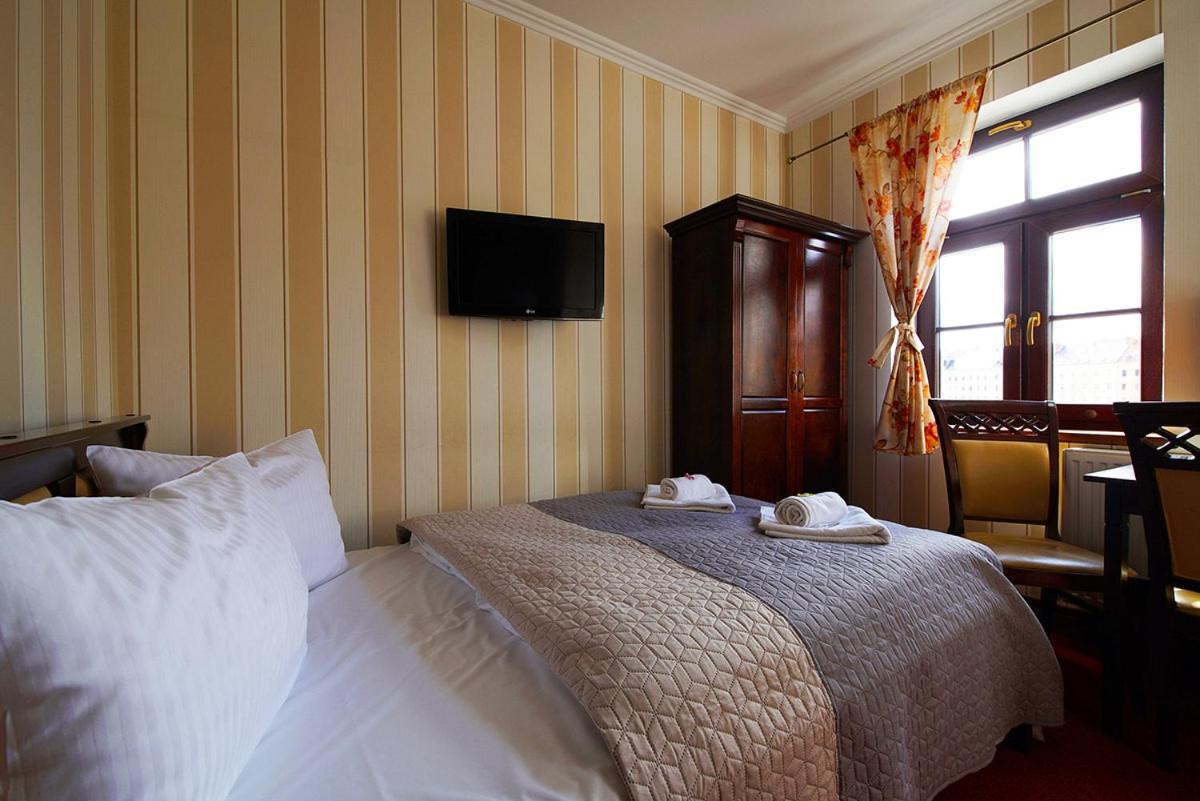 Standard Double or Twin Room photo 1