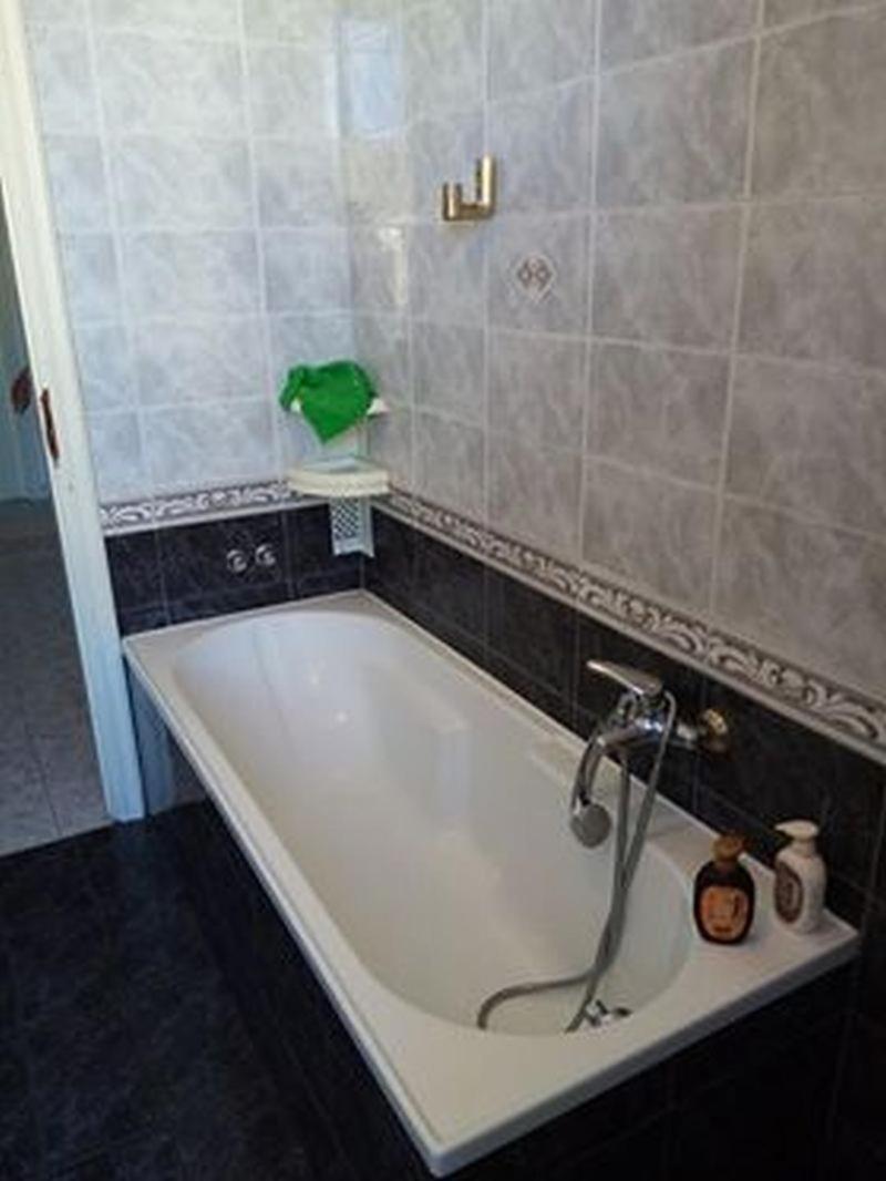 Deluxe Room (2 Adults + 1 Child) - Photo 9